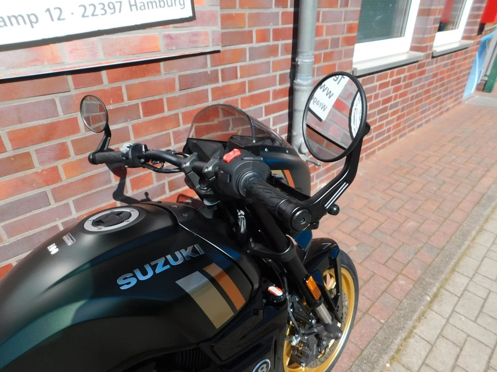 Suzuki GSX-8TT