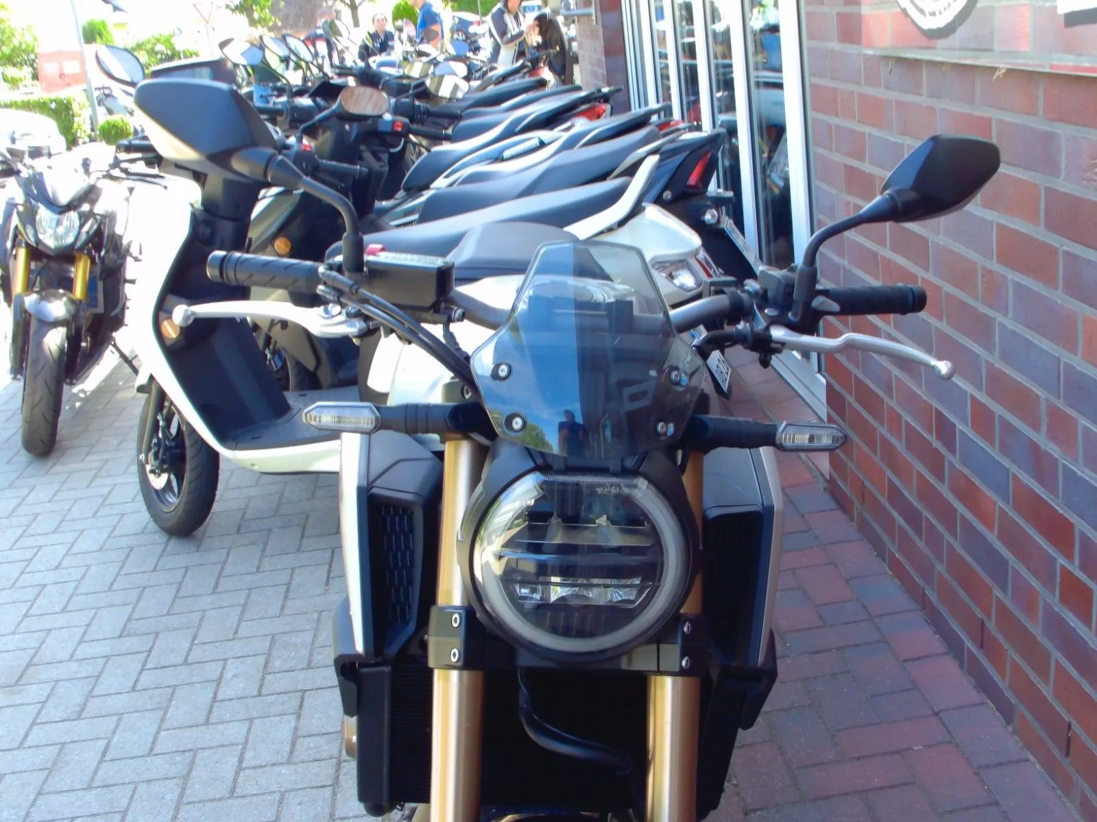 Honda CB650R CB 650 R ABS 1. Hand