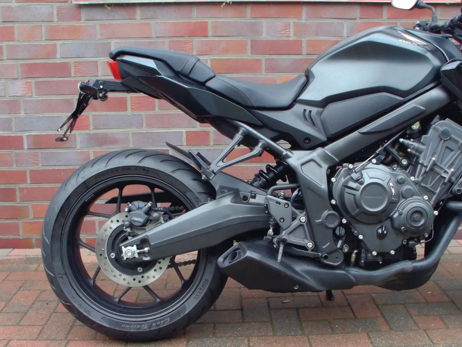 Honda CB650R