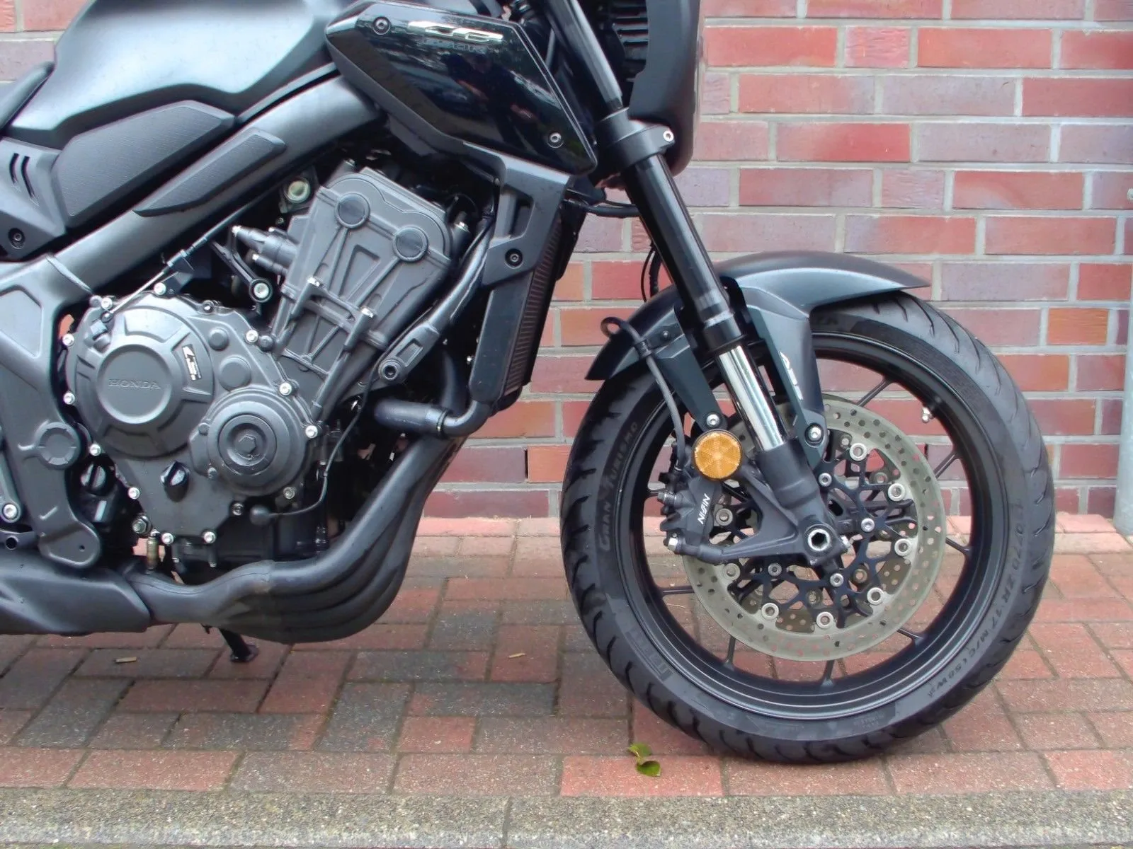 Honda CB650R