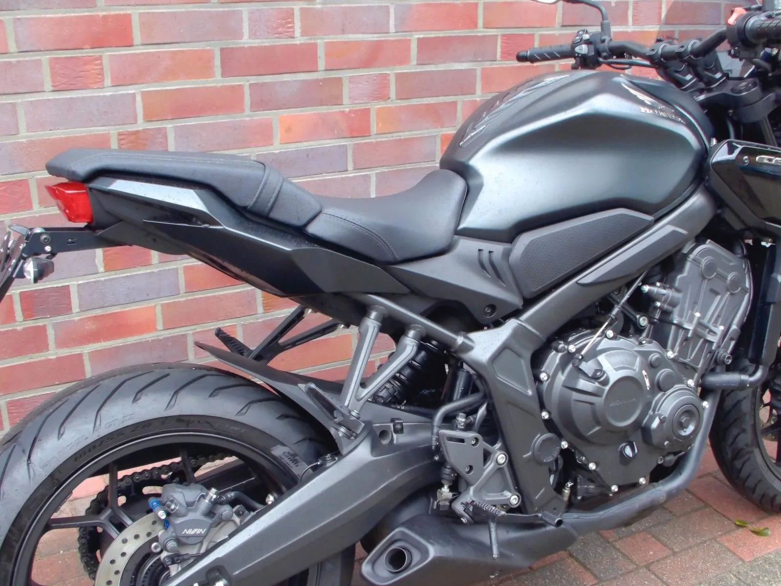 Honda CB650R
