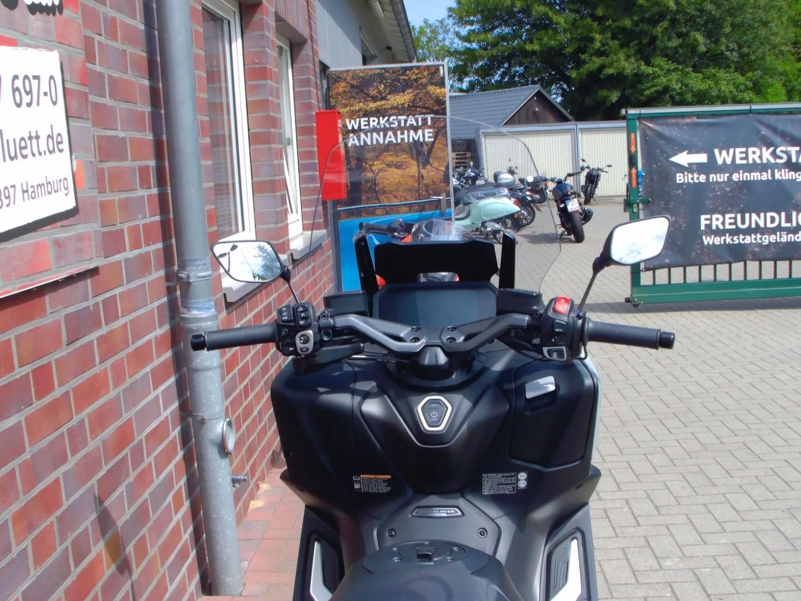 Yamaha XMAX 300 Tech MAX+