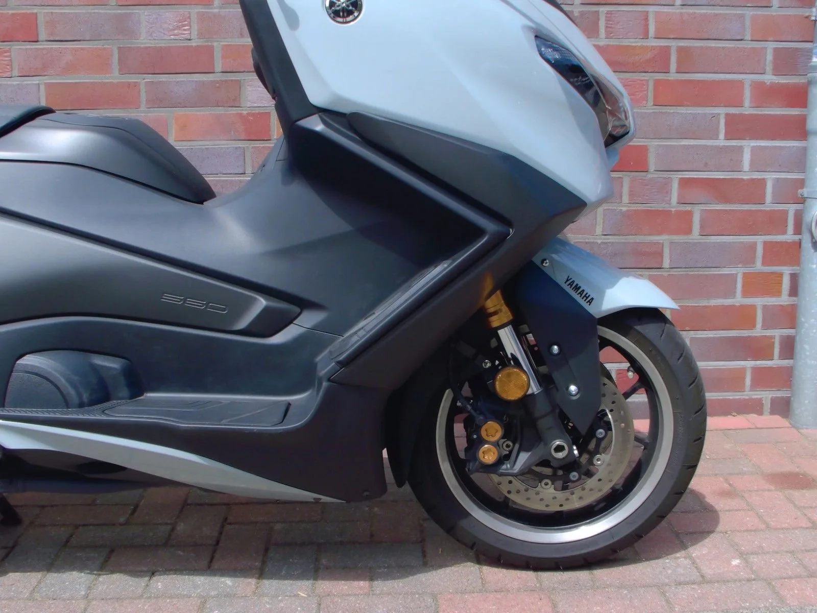 Yamaha XMAX 300 Tech MAX+