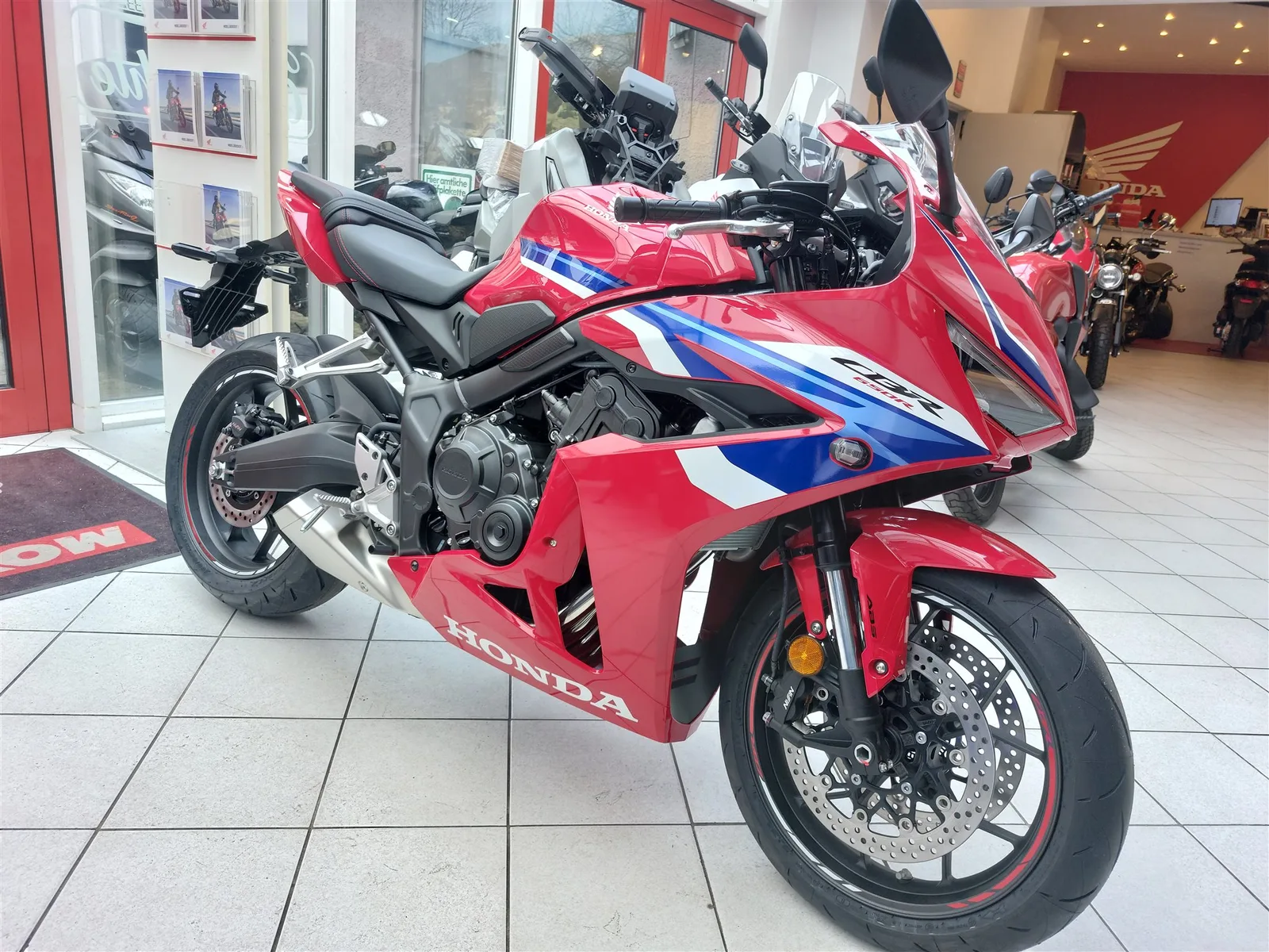 Honda CBR650R