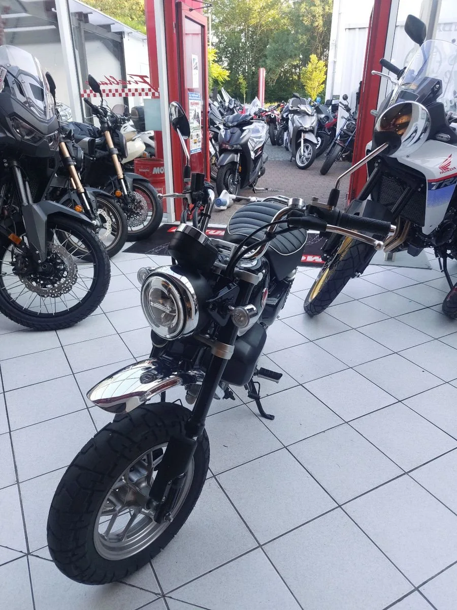Honda Monkey Z125