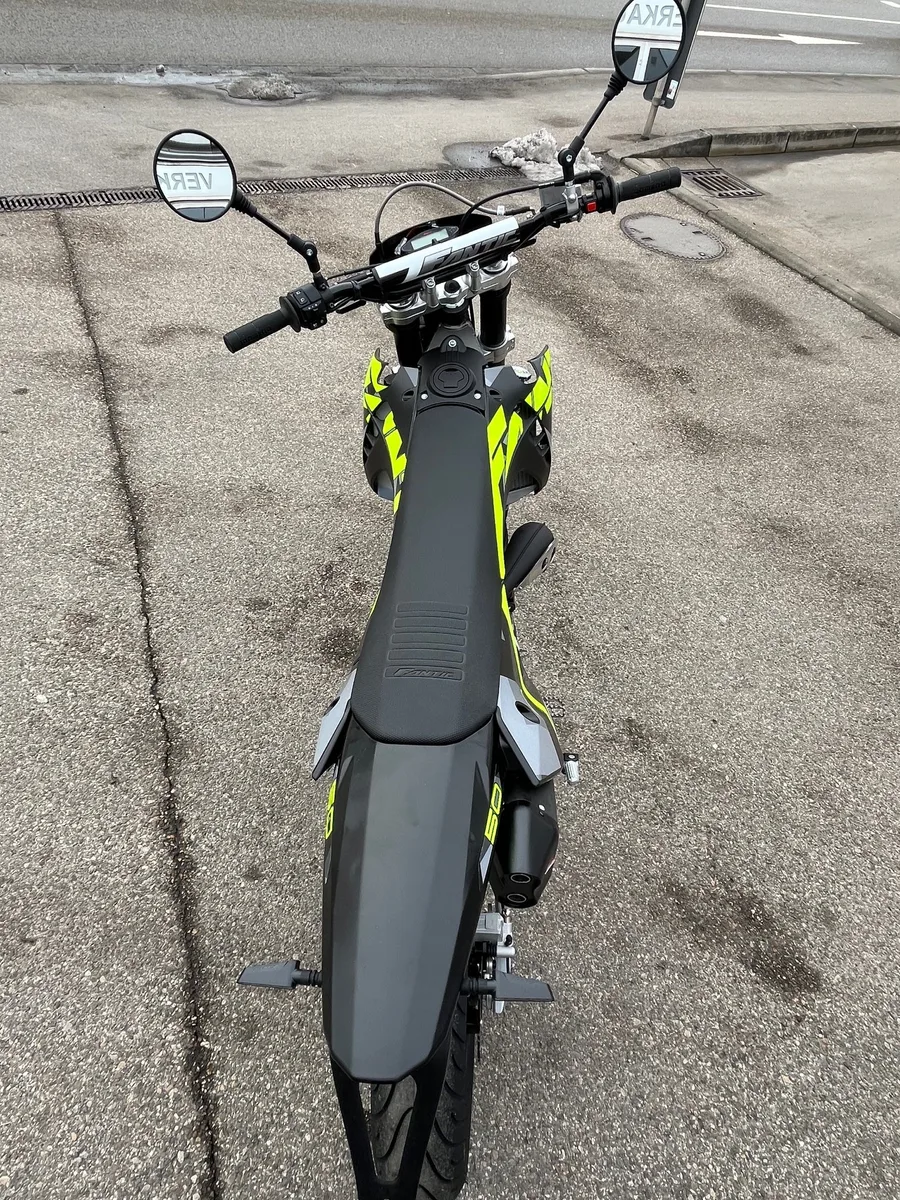 Fantic XM 50 Performance & Competition