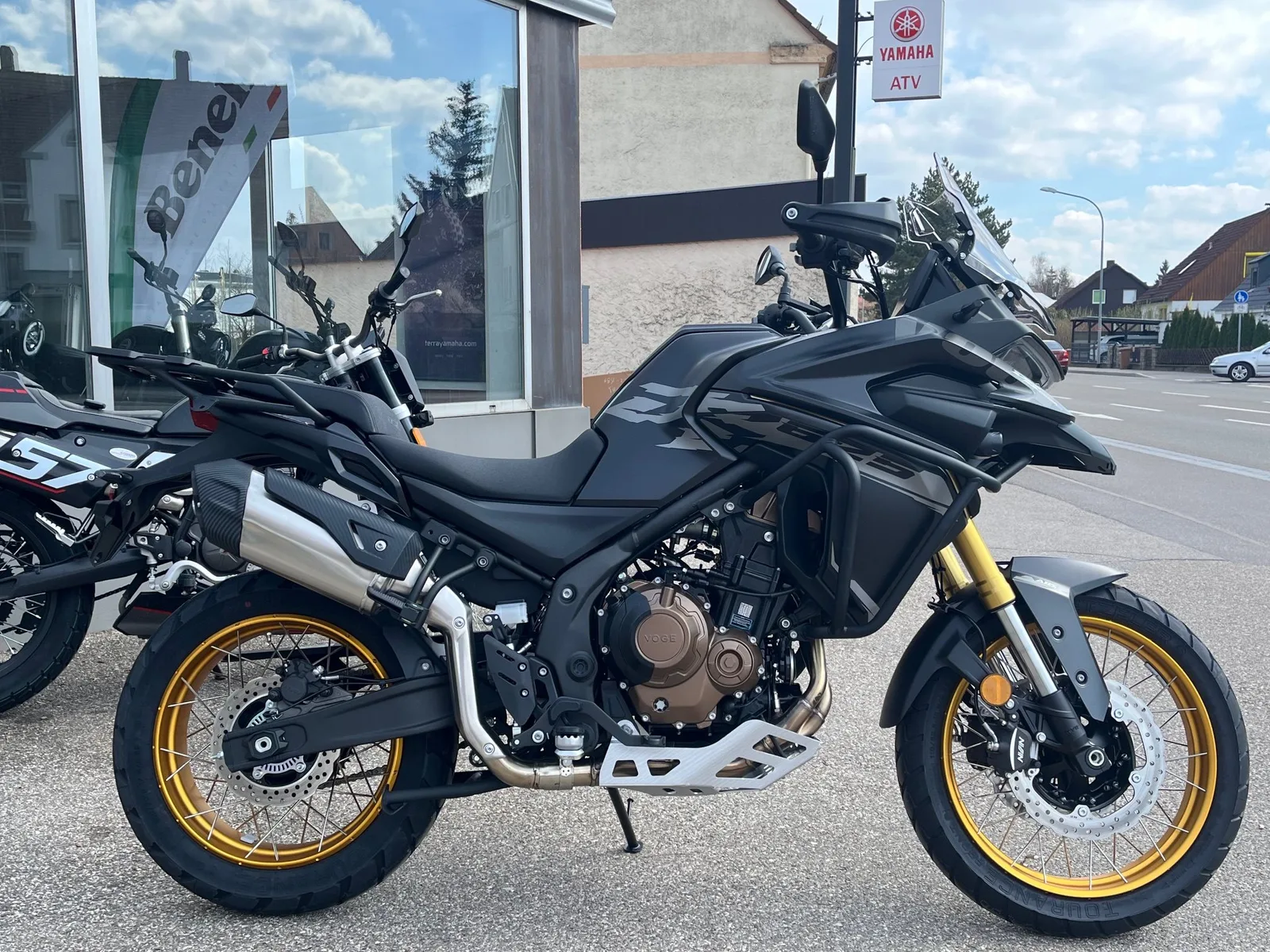 Voge DS625X