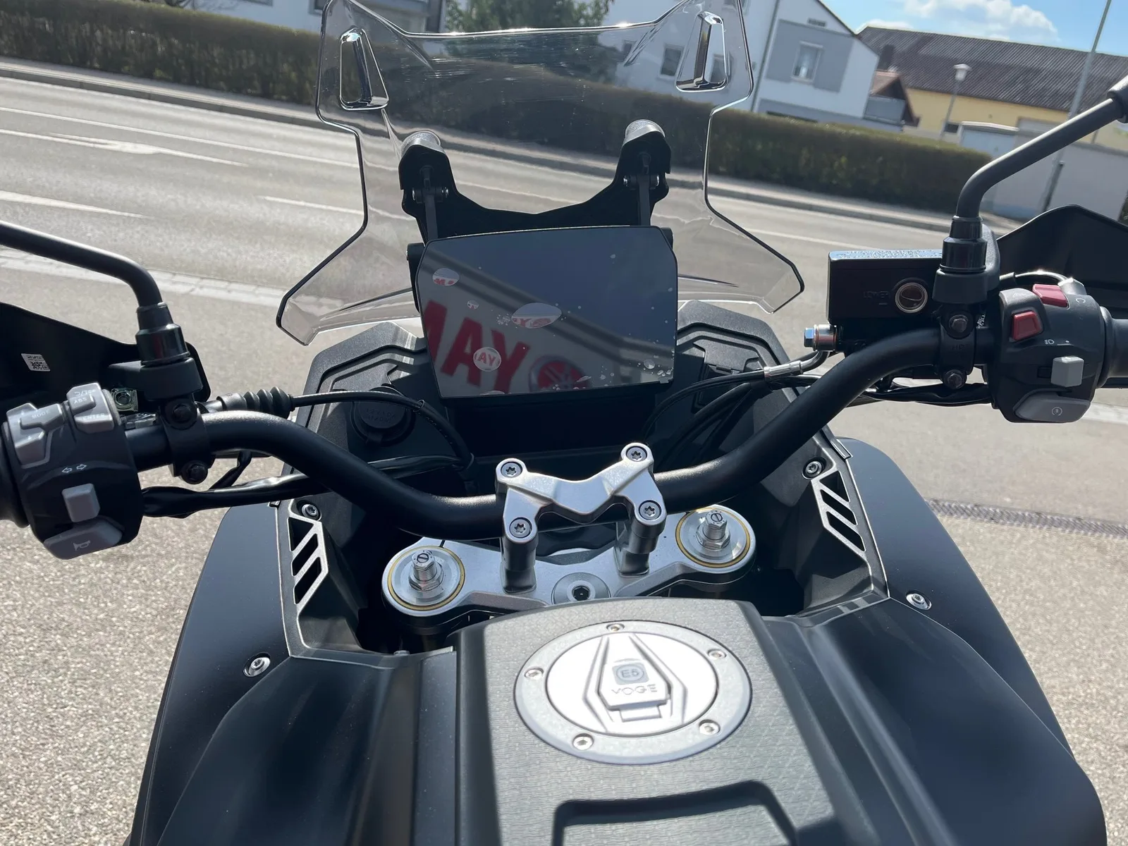 Voge DS625X