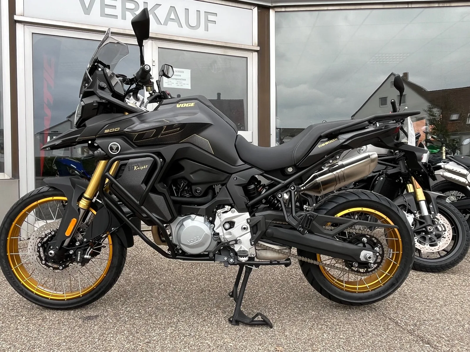 Voge DS900X