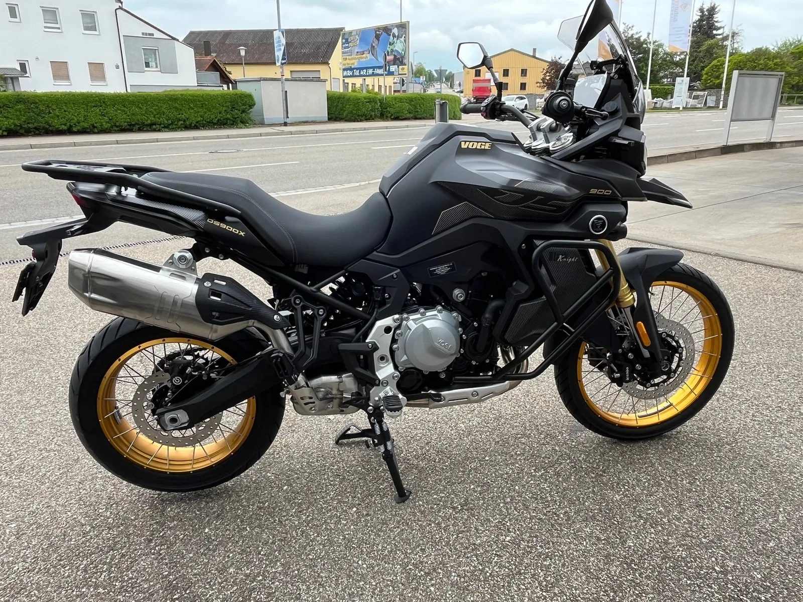 Voge DS900X