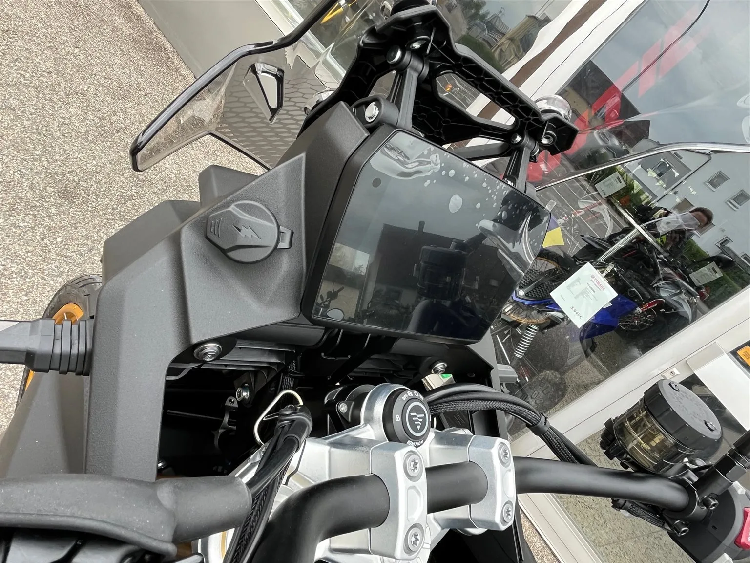 Voge DS900X
