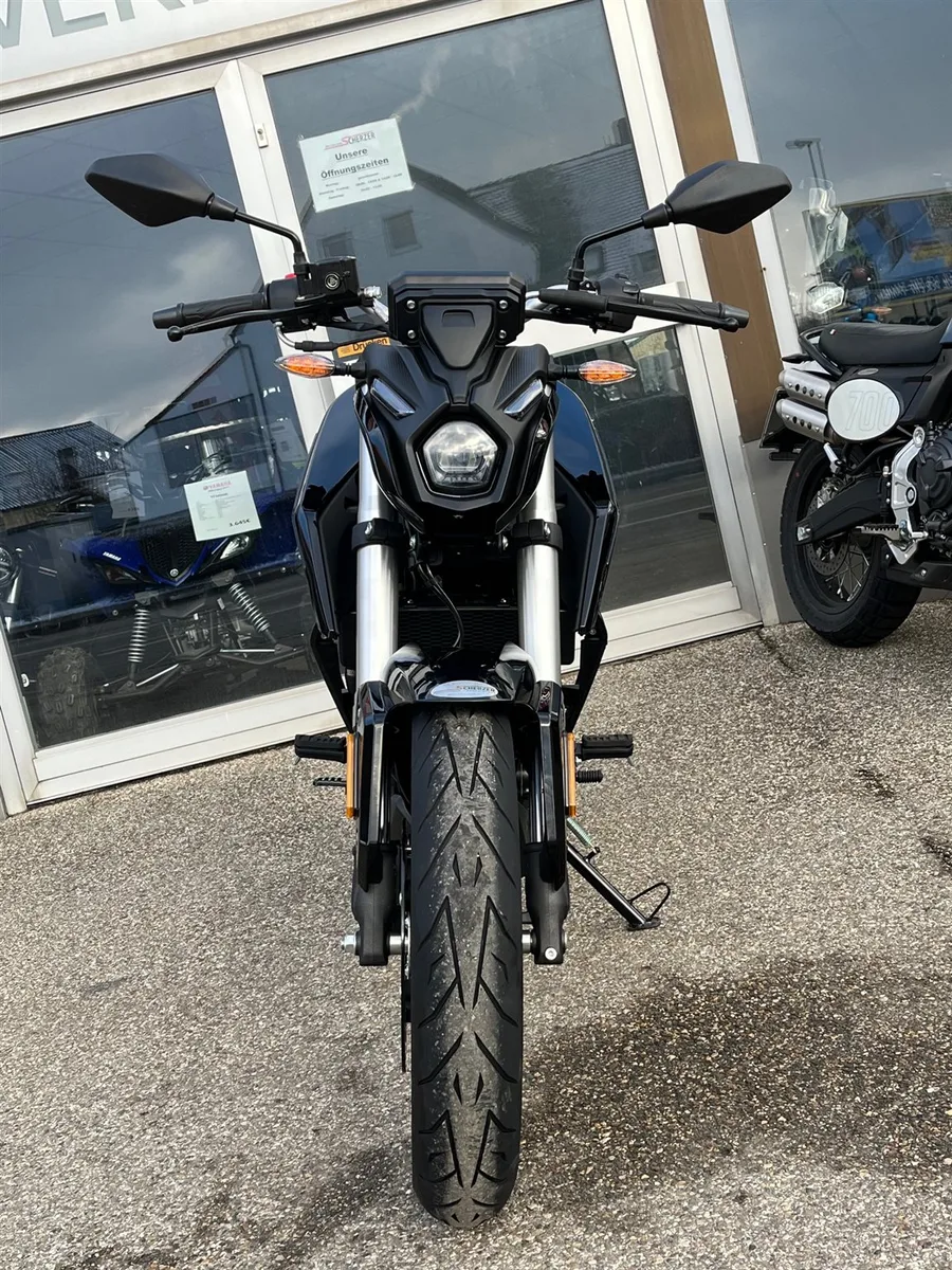 Voge R125