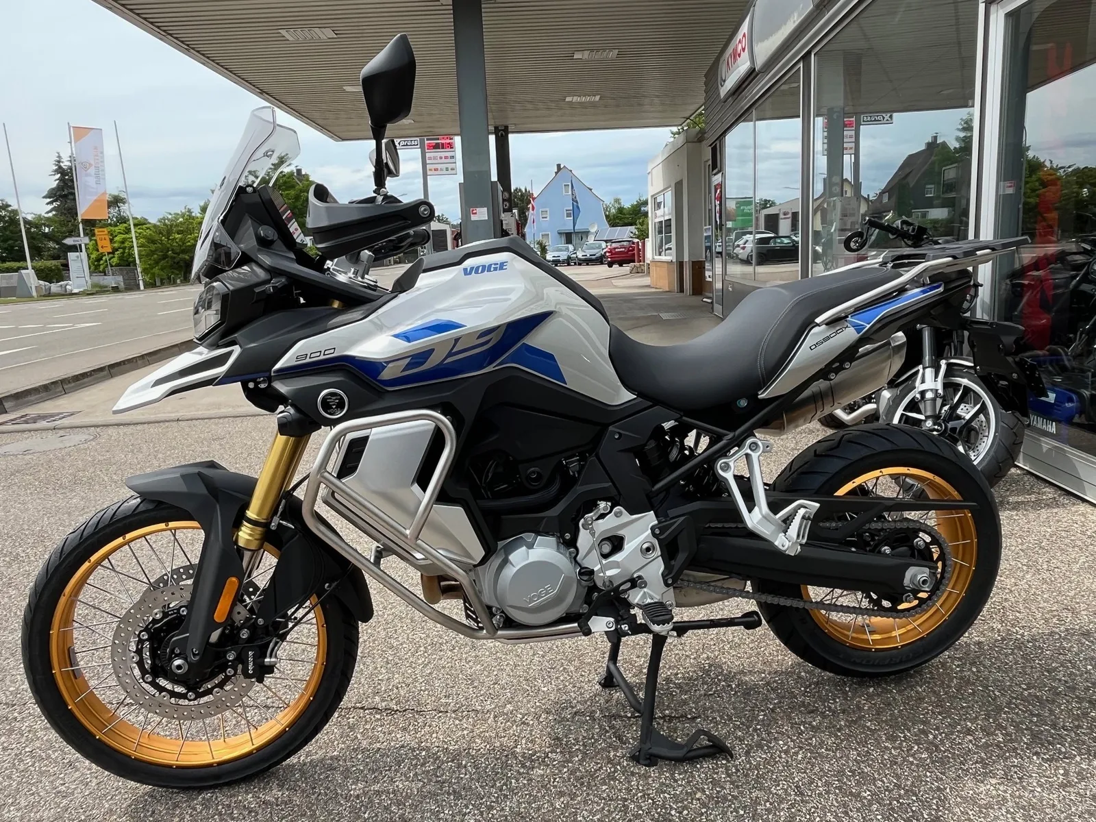 Voge DS900X
