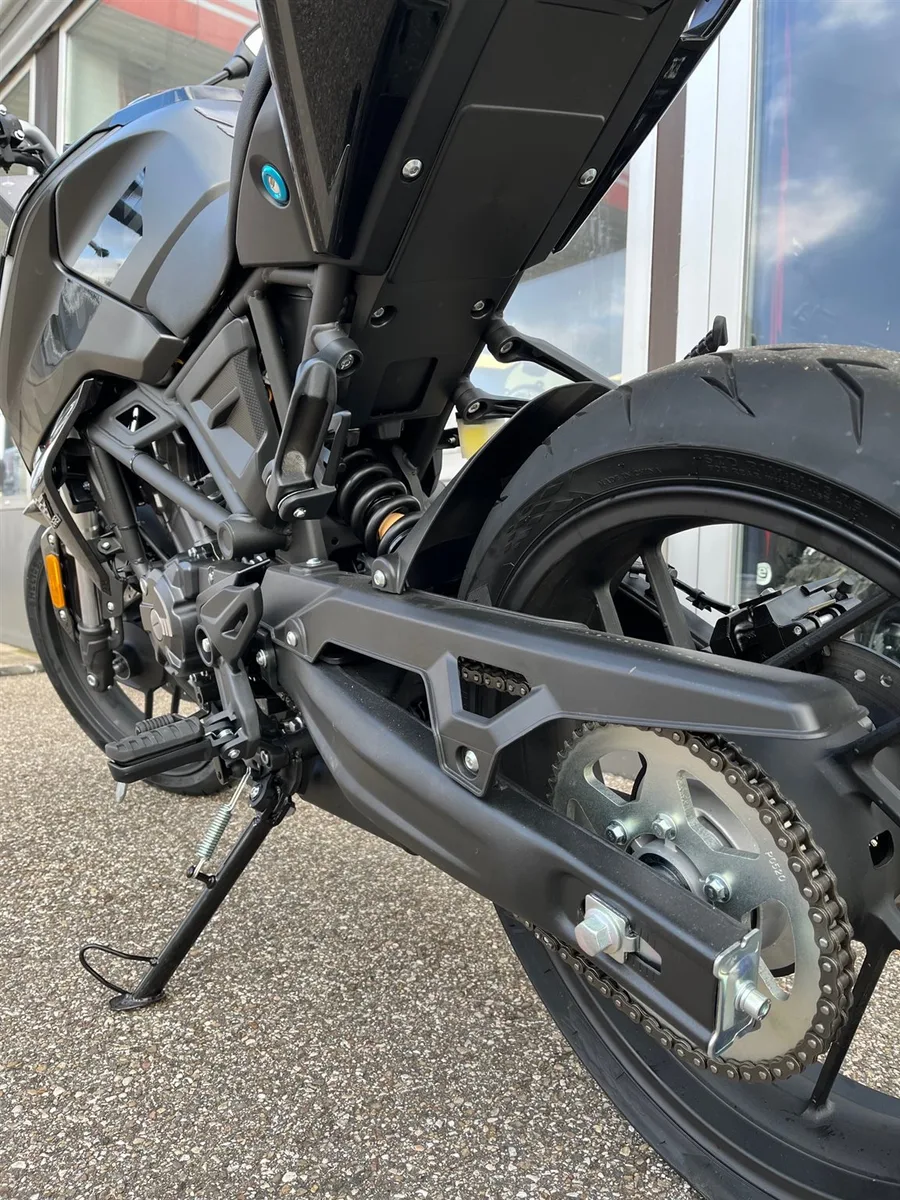 Voge R125