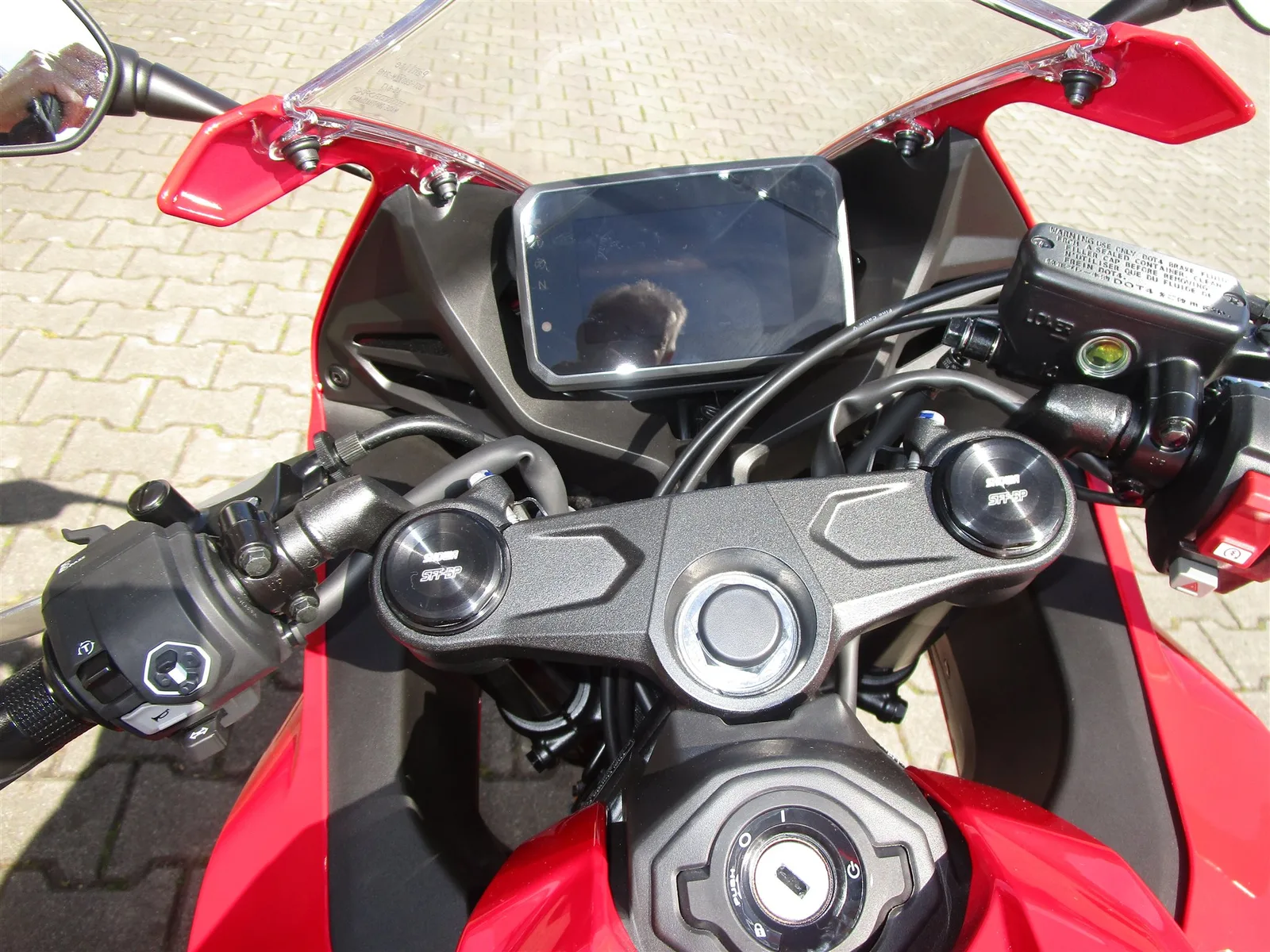 Honda CBR650R