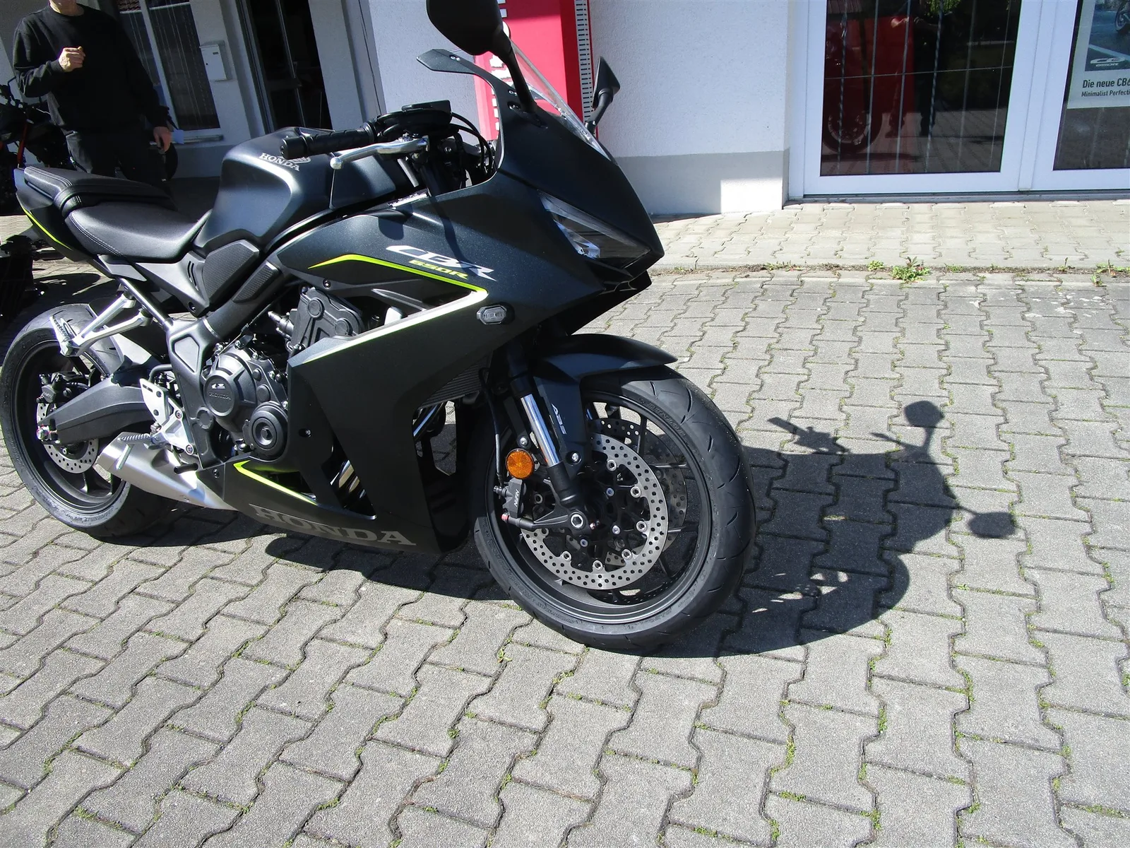 Honda CBR650R