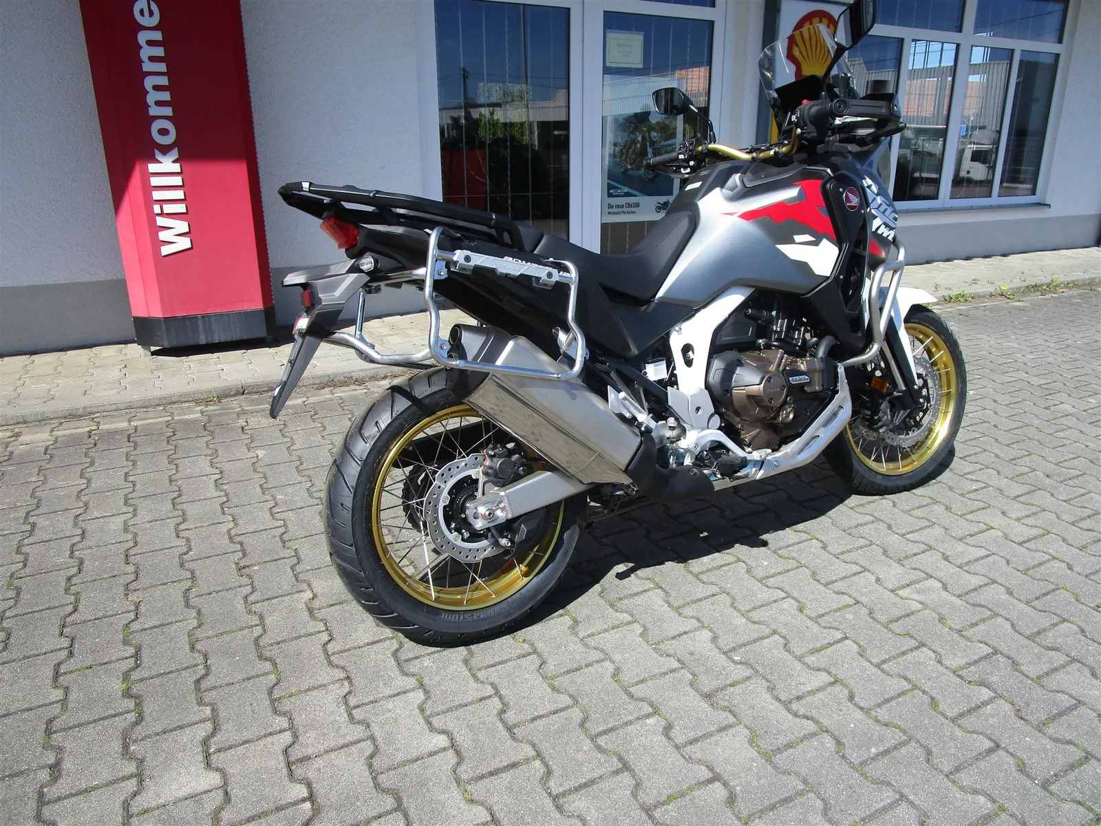 Honda CBR650R E-Clutch