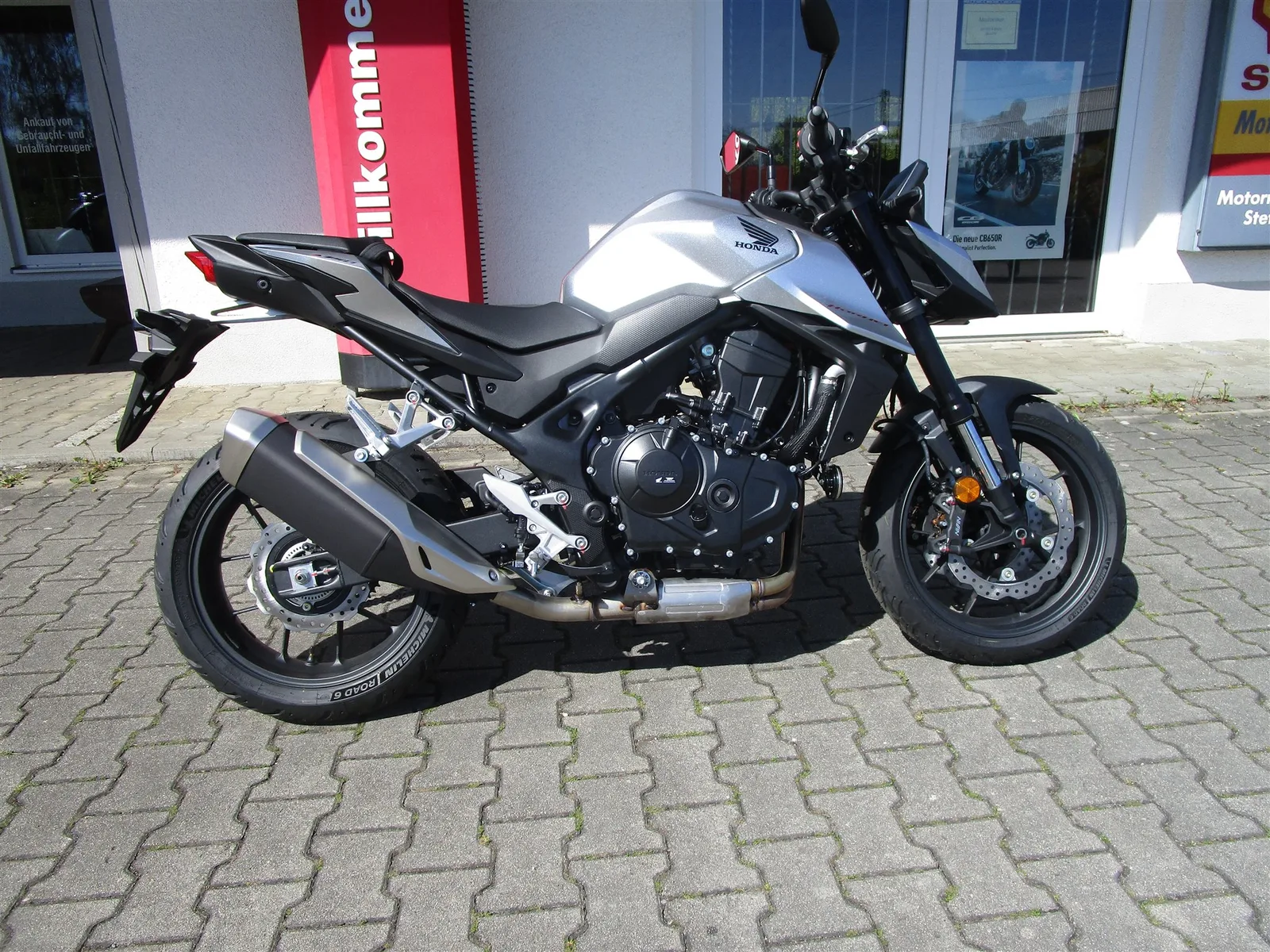 Honda CB750 Hornet