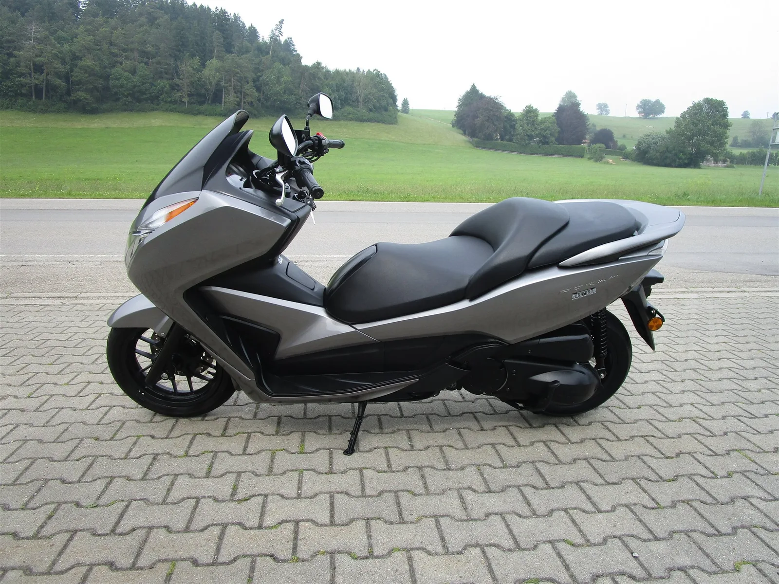 Honda Forza 300 NSS 300