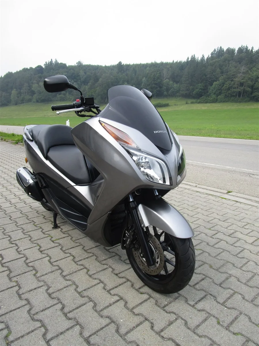 Honda Forza 300 NSS 300
