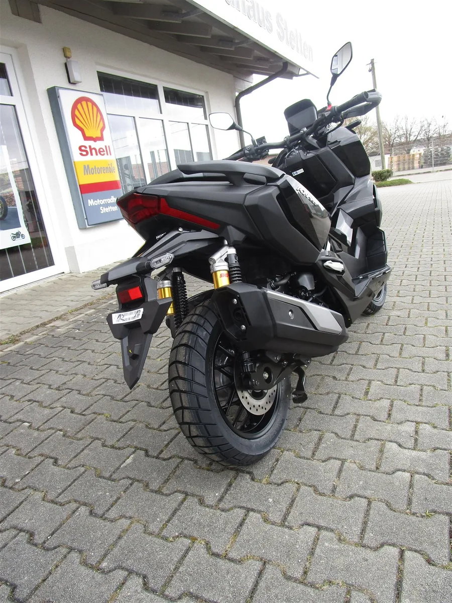 Honda ADV350