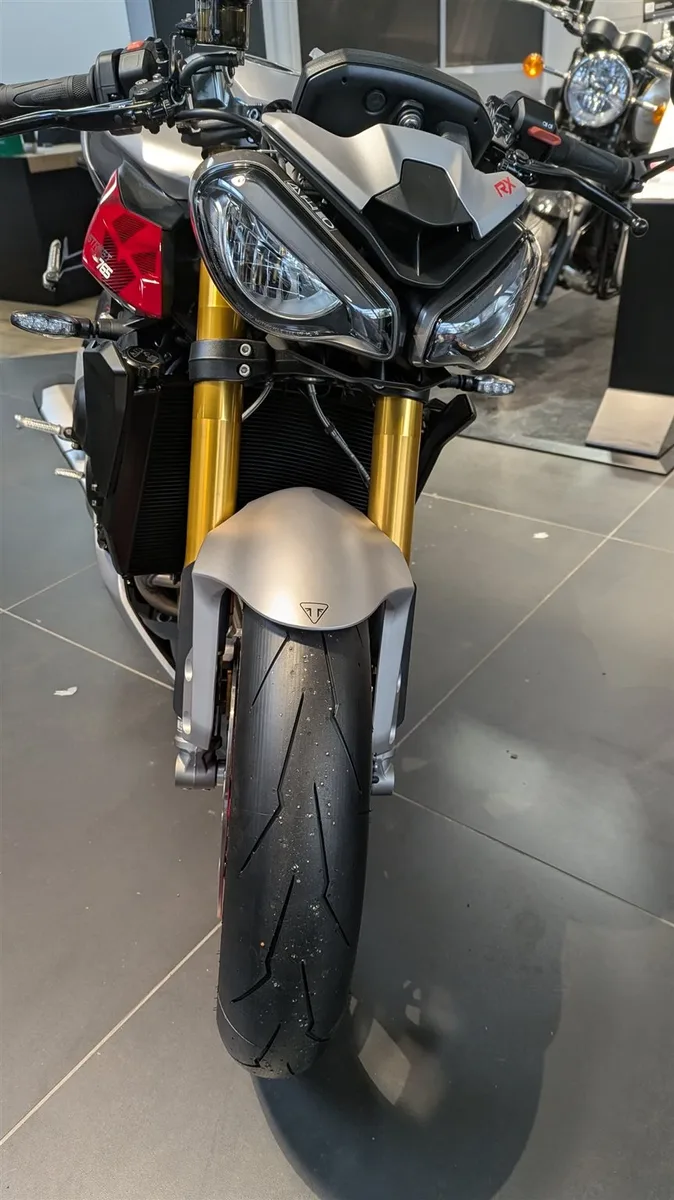 Triumph Street Triple 765 RX Sofort lieferbar