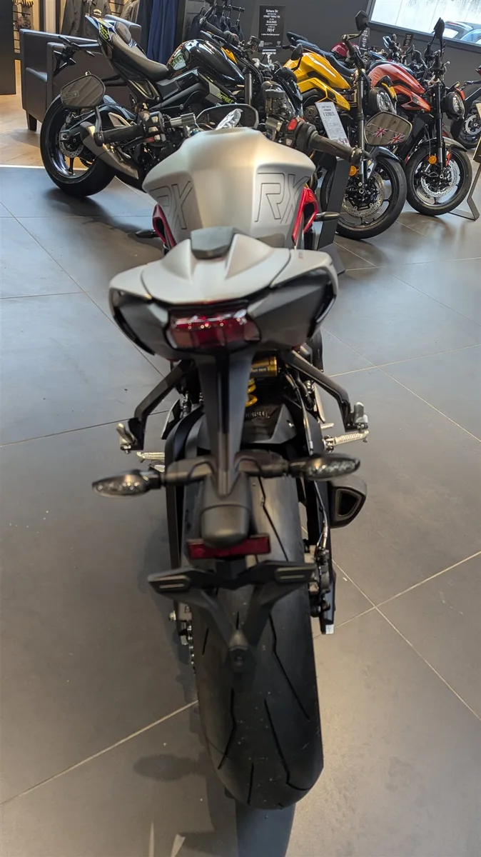 Triumph Street Triple 765 RX Sofort lieferbar