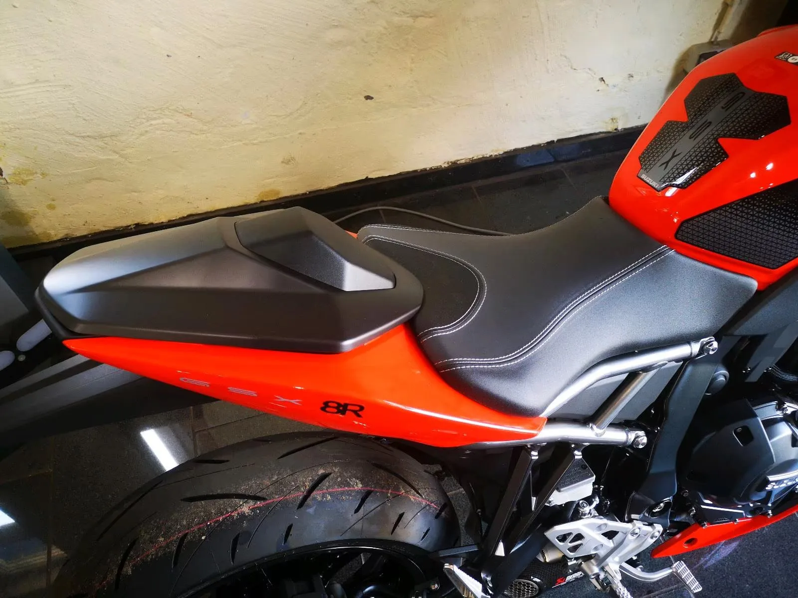 Suzuki GSX-8R Daidai-Iro Power Edition GSX800FRQM6LPW+Tankgutschein