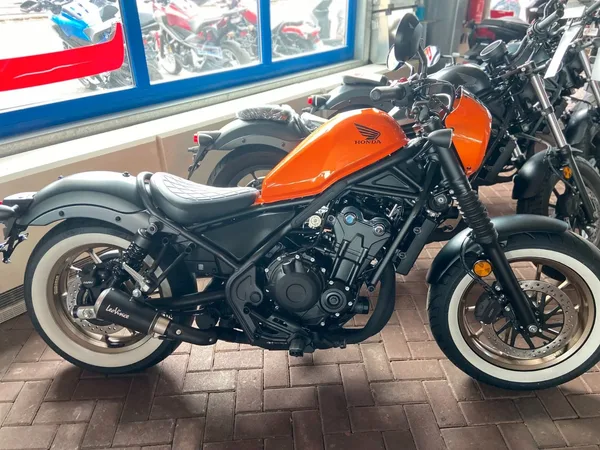Honda CMX500 Rebel