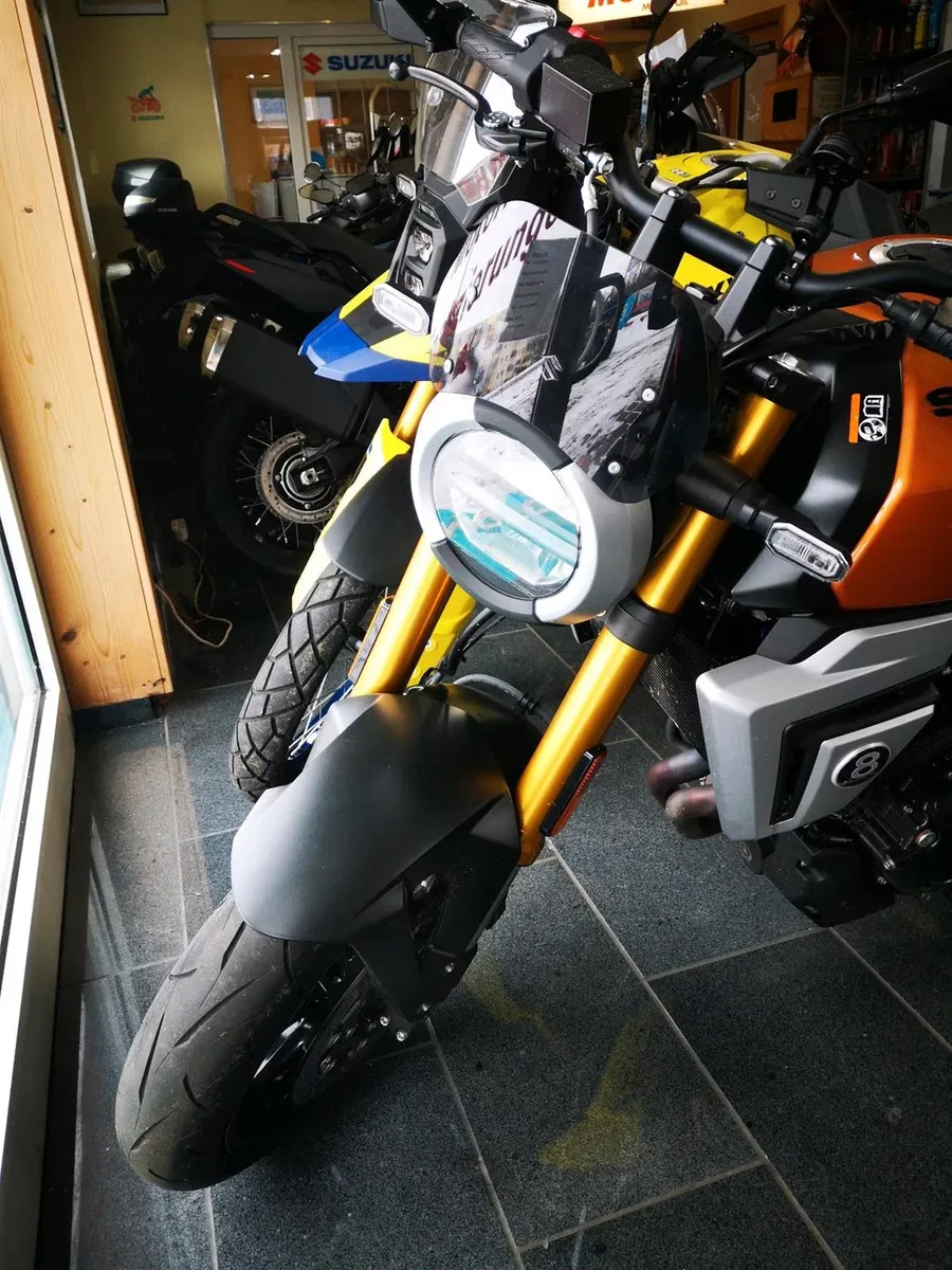 Suzuki GSX-8T GSX800T