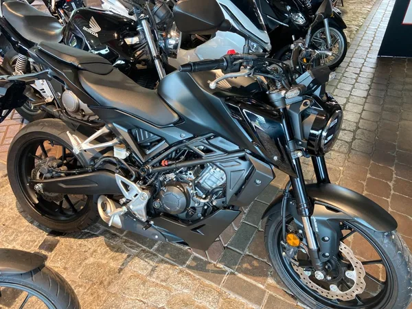 Honda CB125R