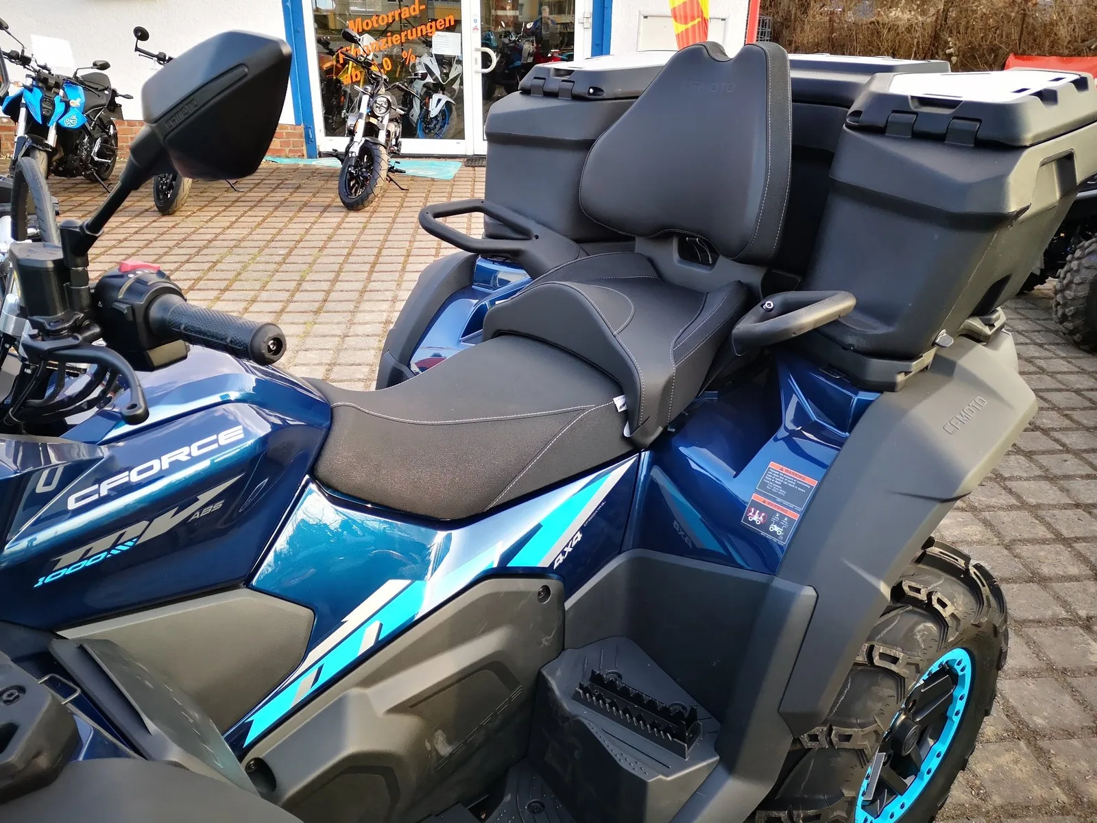 CFMOTO CFORCE 1000 MUD Version CFMOTO CFORCE 1000 Touring Pro ABS MUD Version