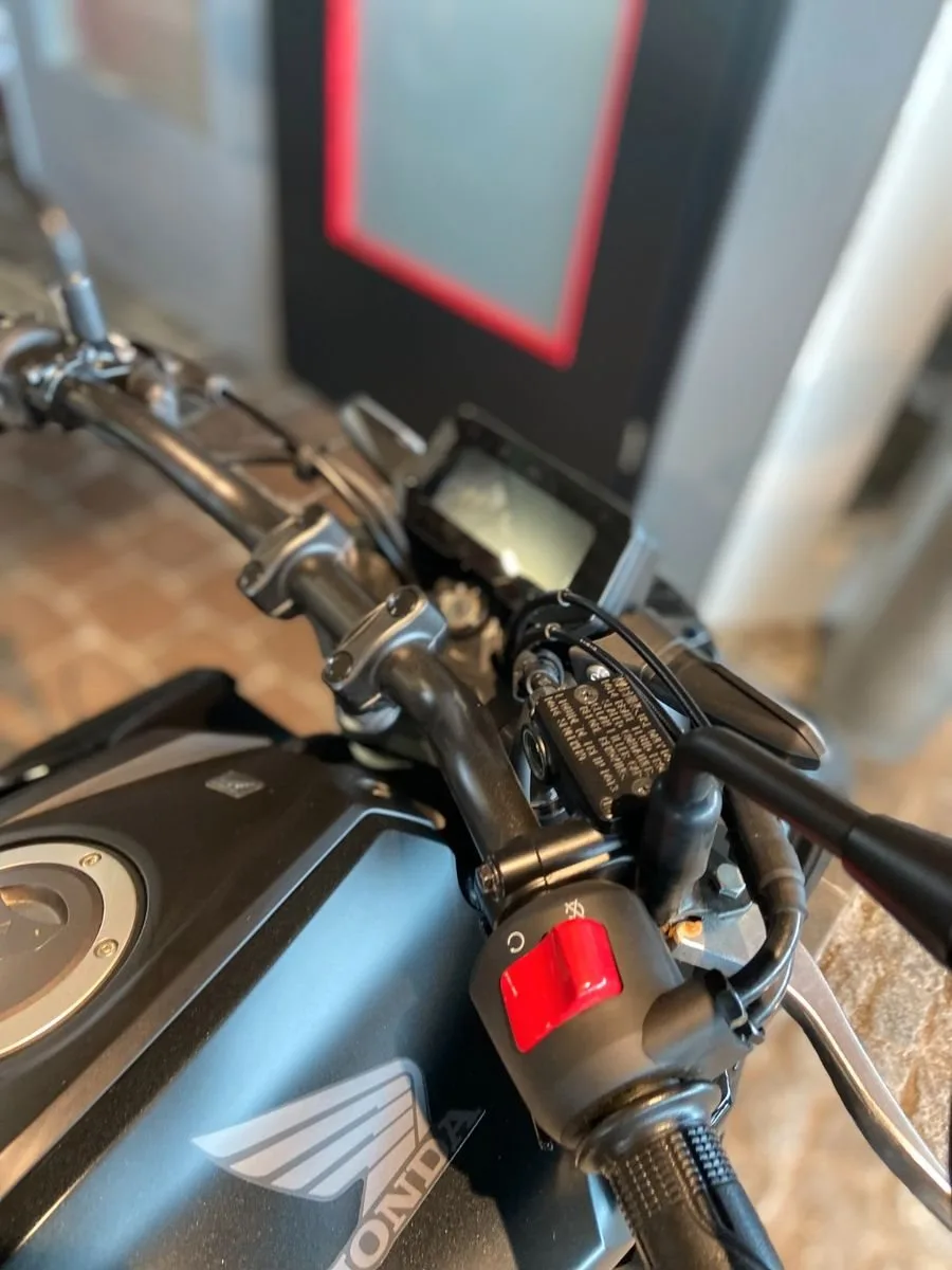 Honda CB125R