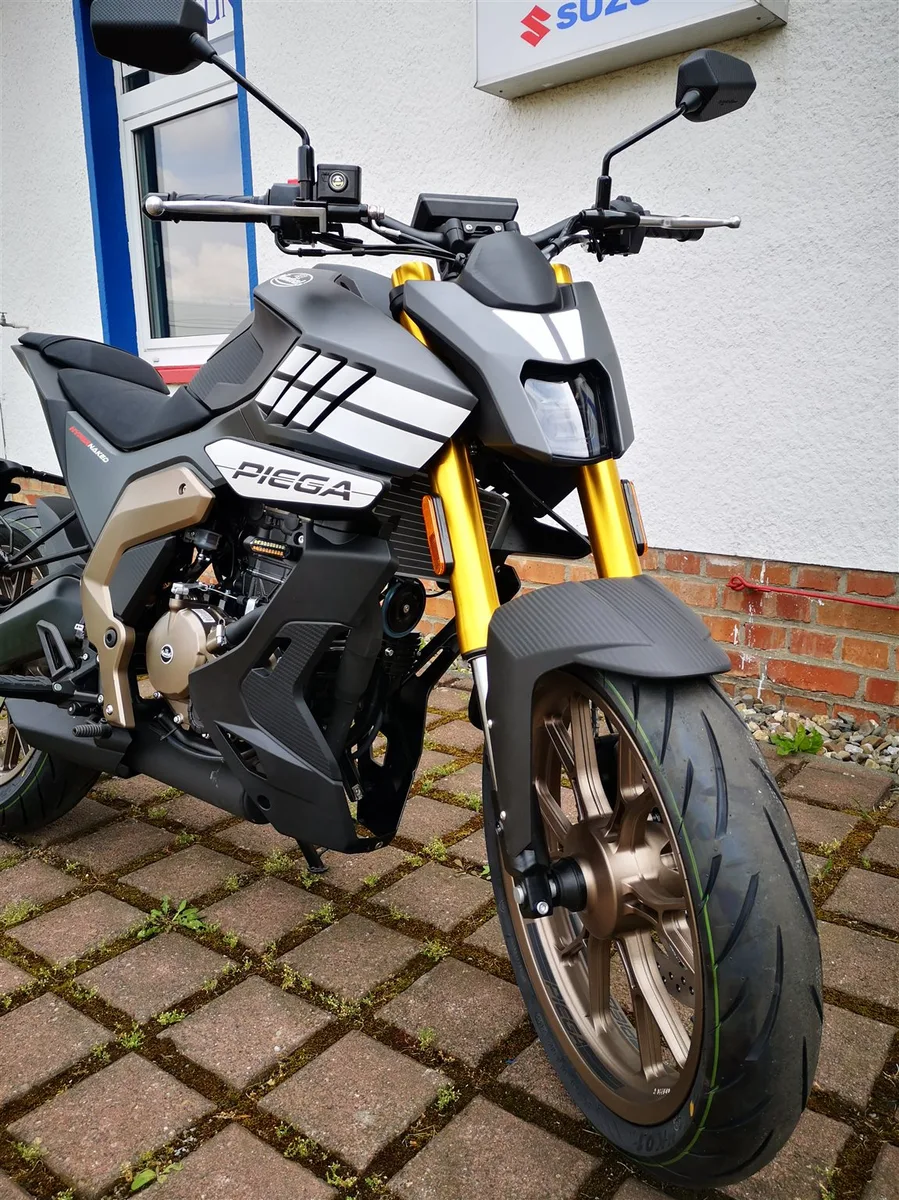 FB Mondial Pagani 125 Mondial PIEGA 125i ABS Aktionspreis!