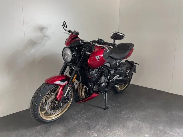 Triumph Trident 800