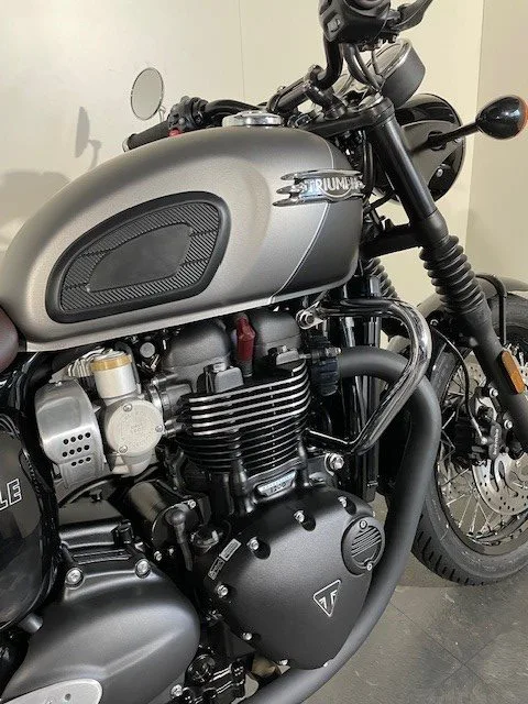 Triumph Bonneville T120 Black