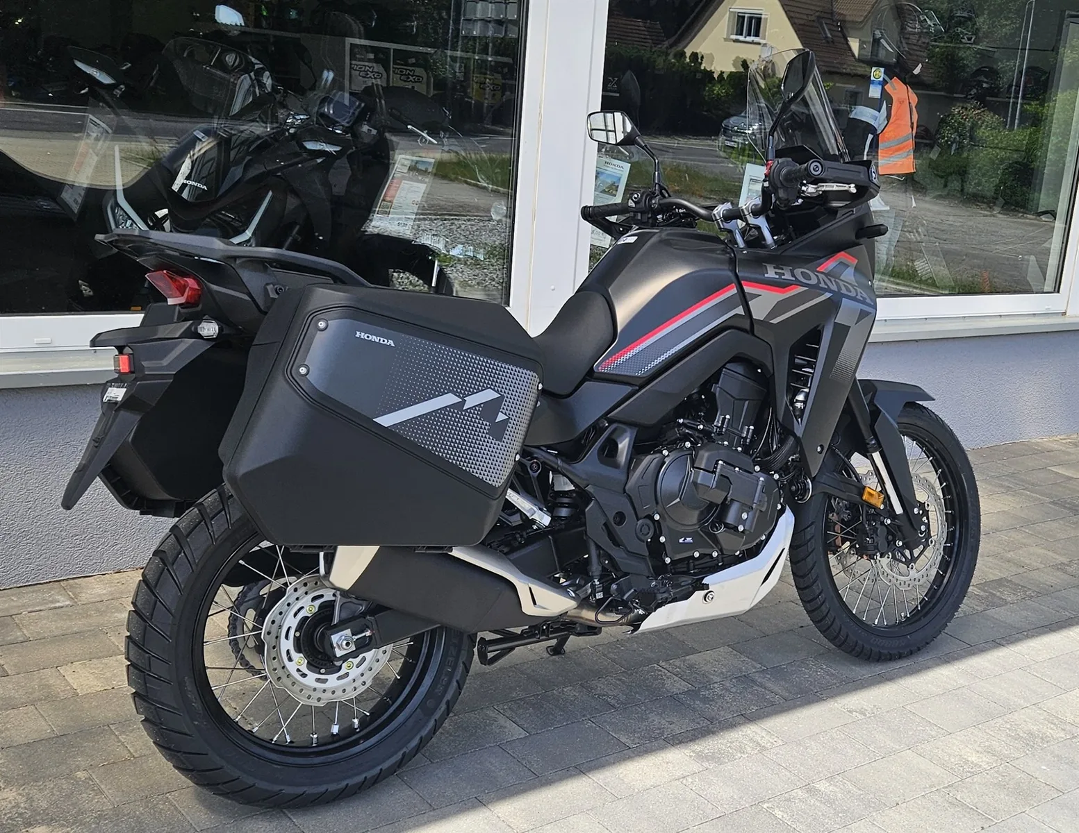 Honda XL750 Transalp E-Clutch mit Zubehör