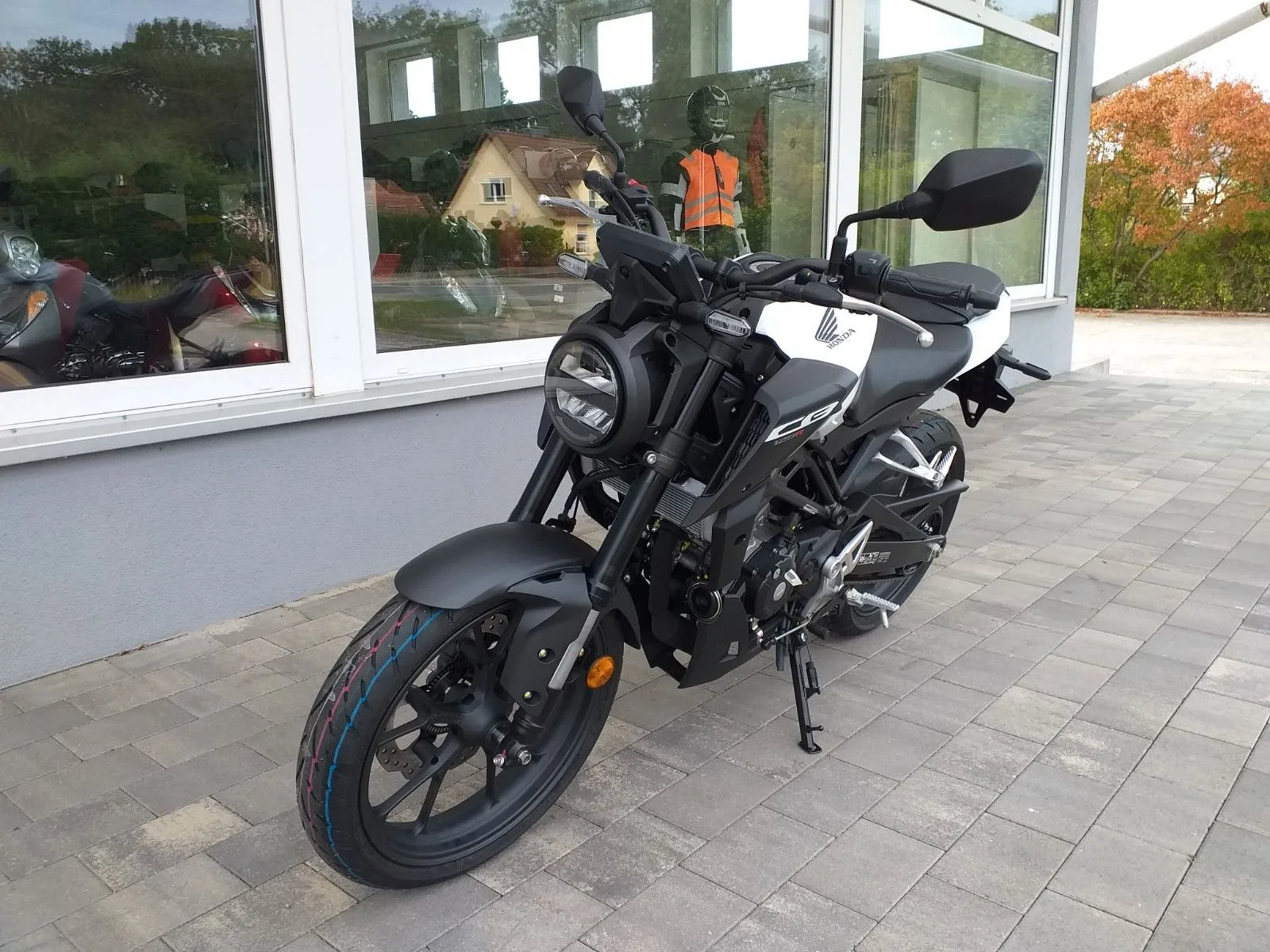 Honda CB125R