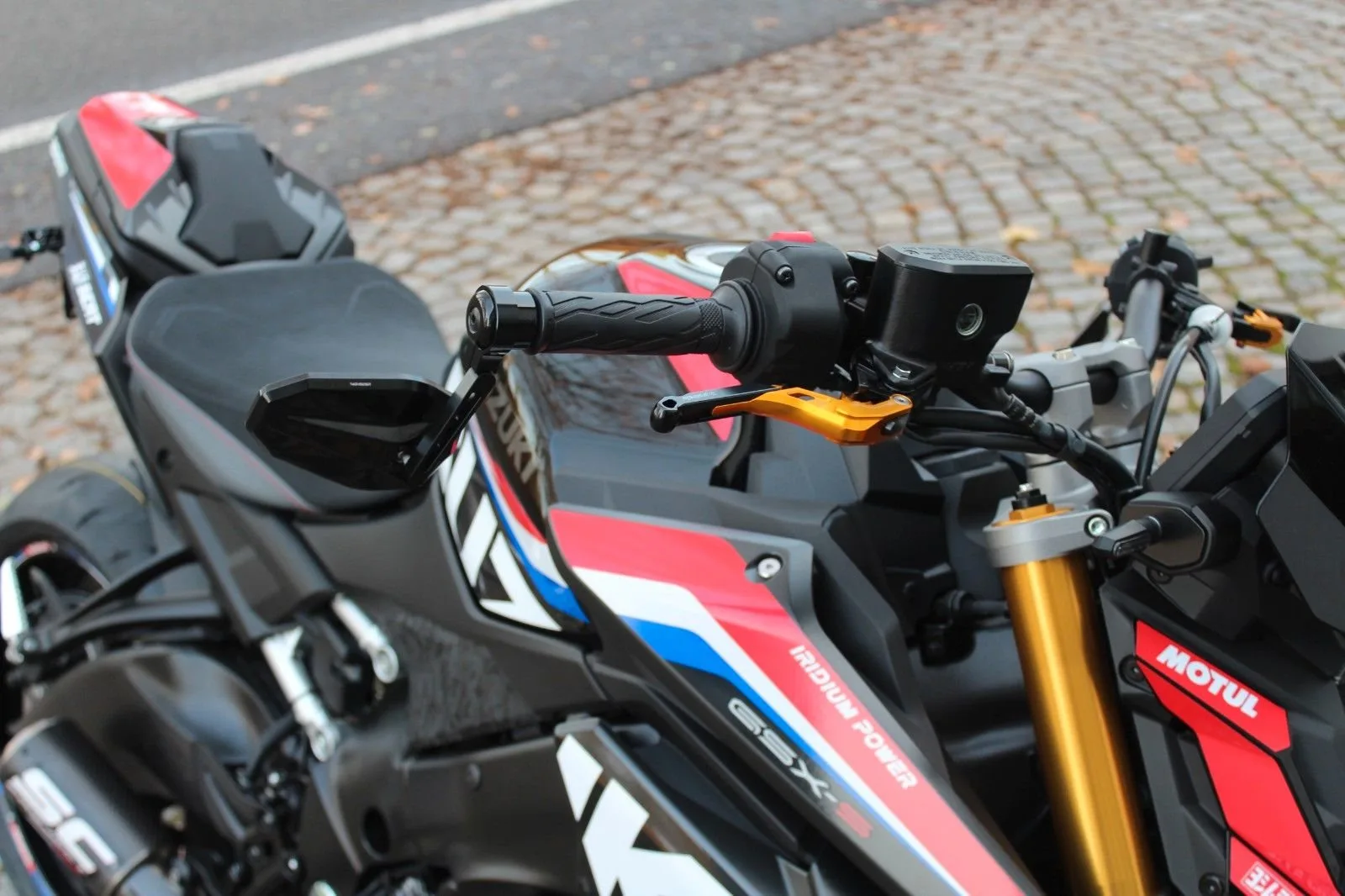 Suzuki GSX-S1000