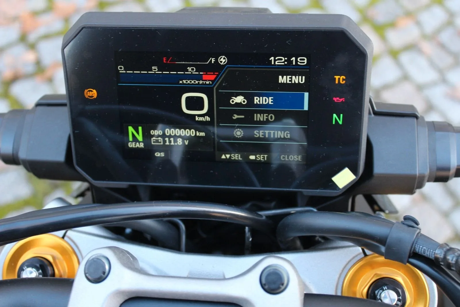 Suzuki GSX-S1000