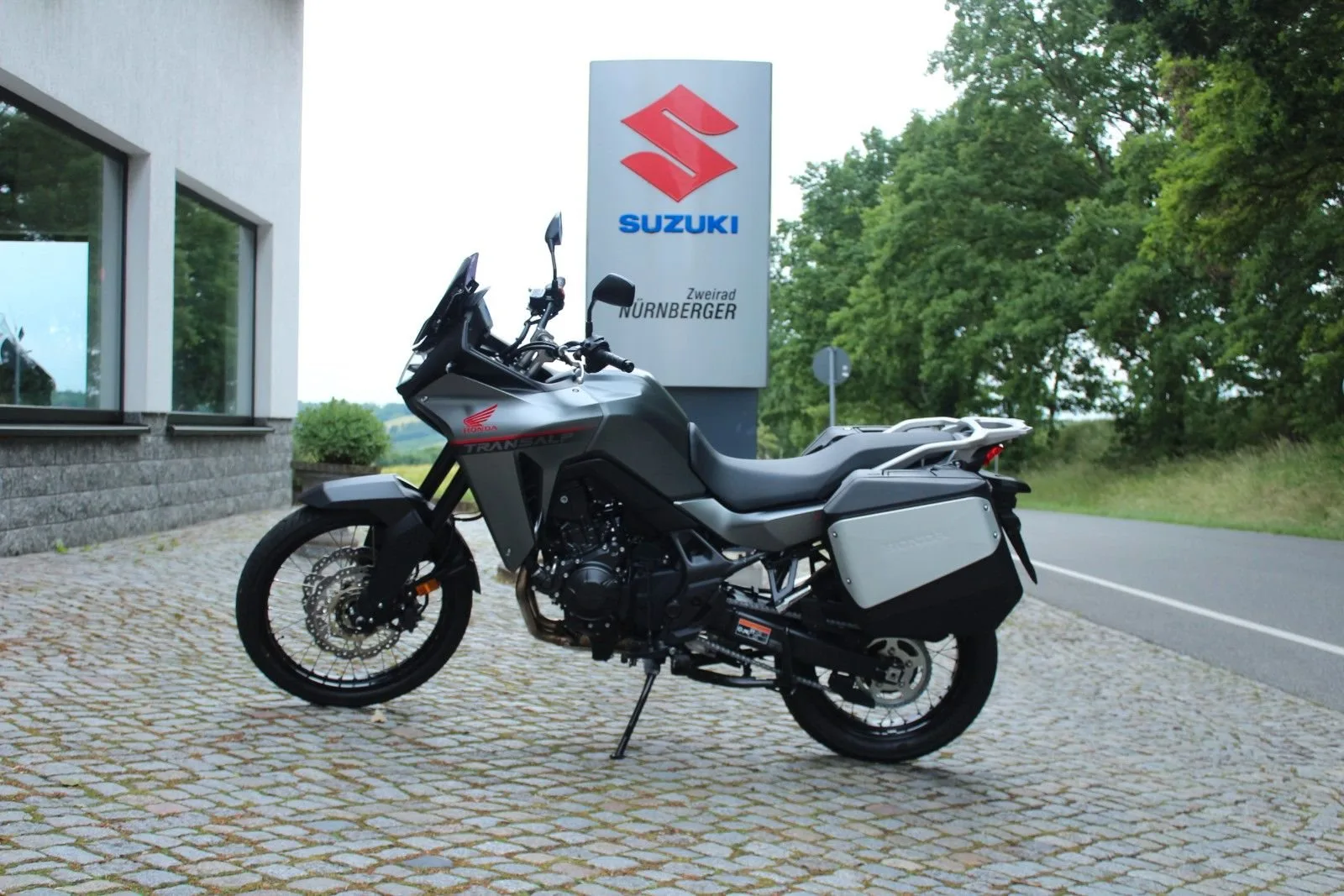 Honda XL750 Transalp