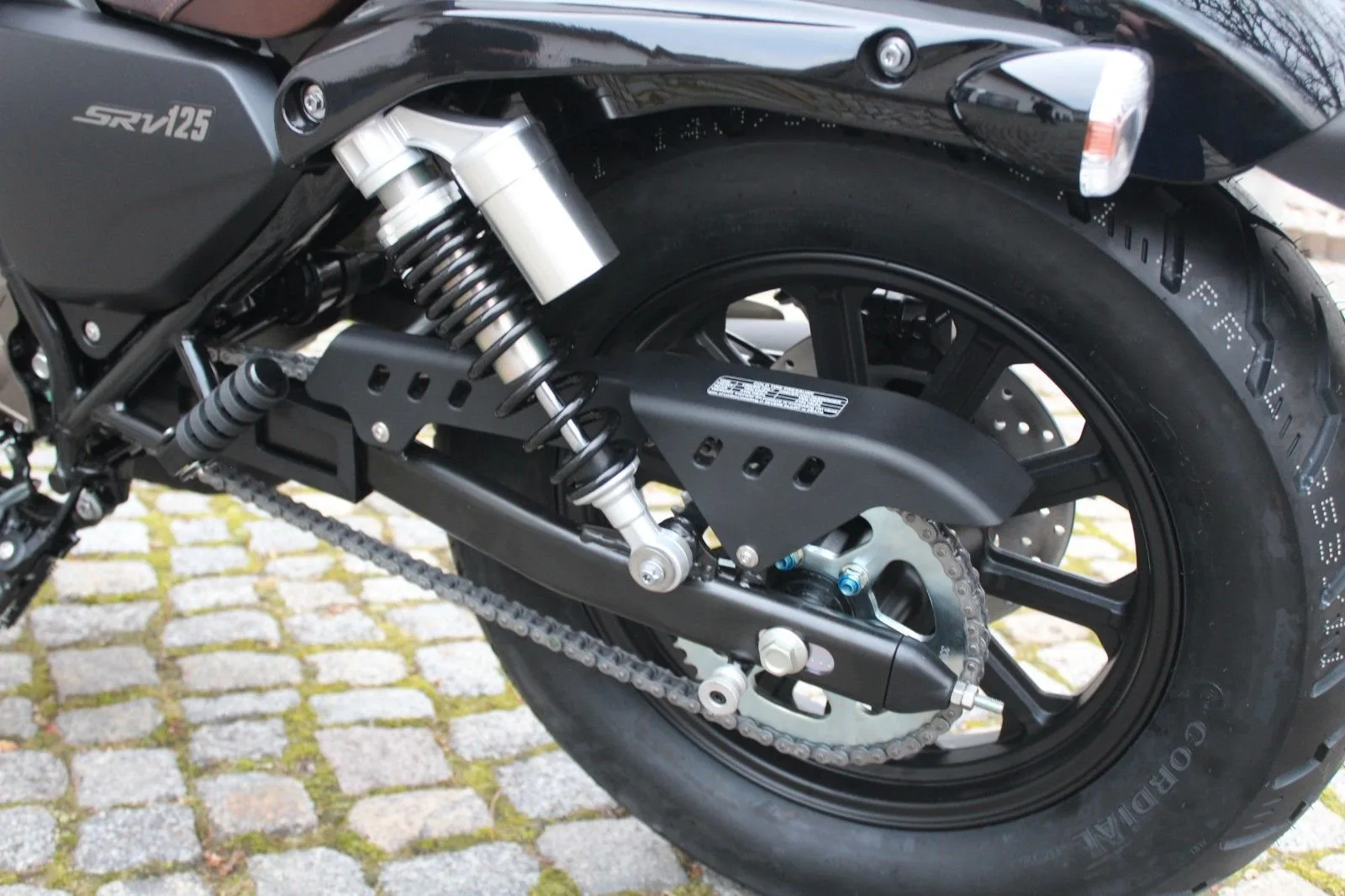QJ Motor SRV 125