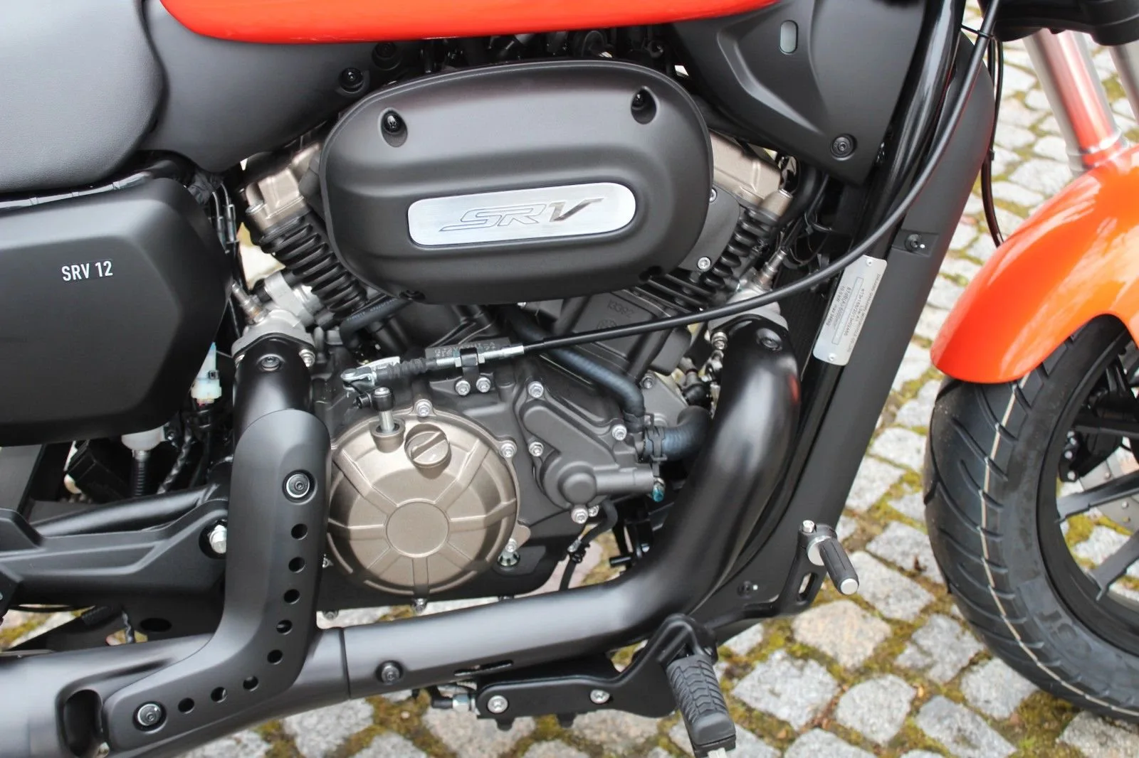QJ Motor SRV 125