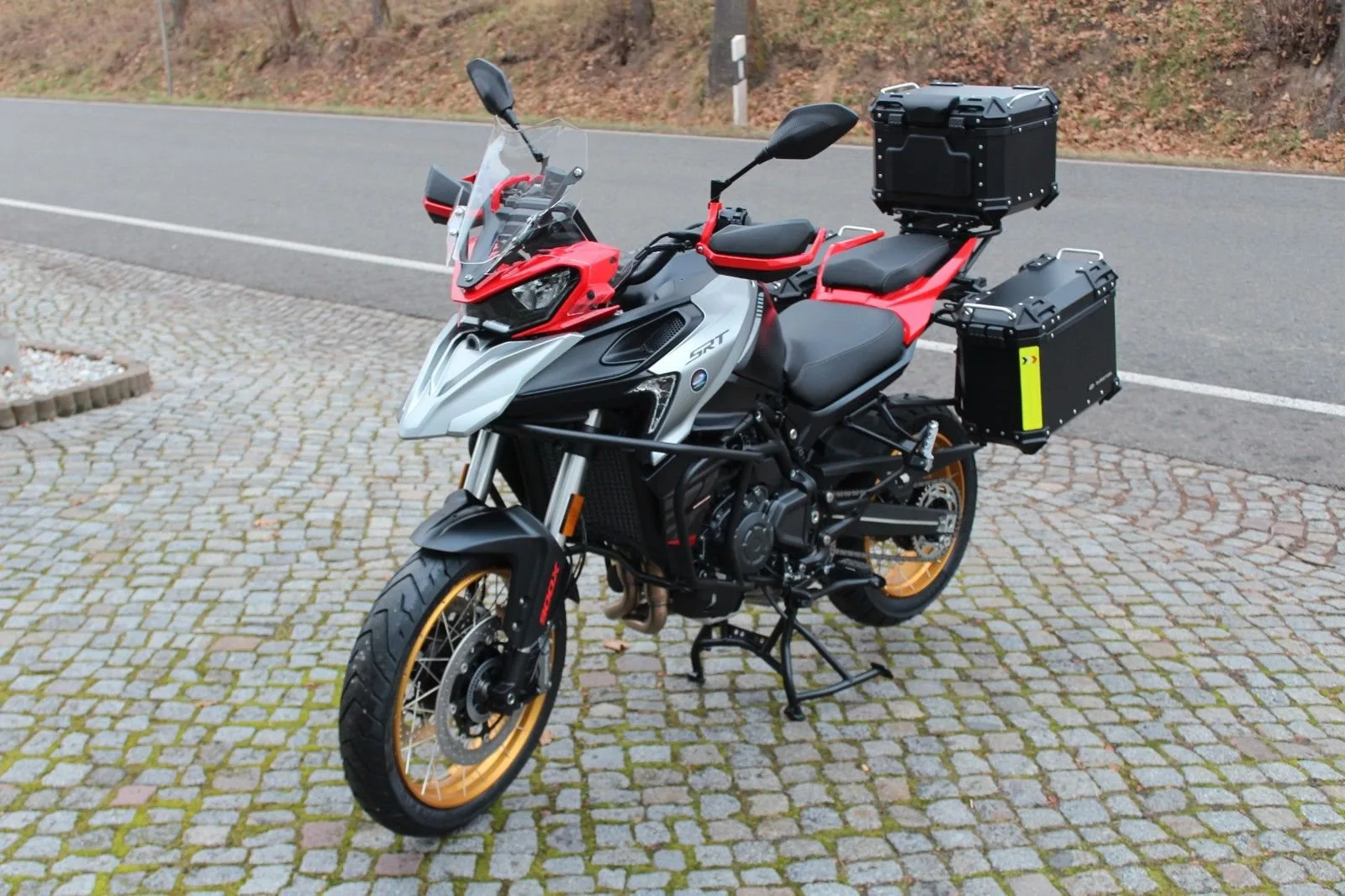 QJ Motor SRT 700 SX