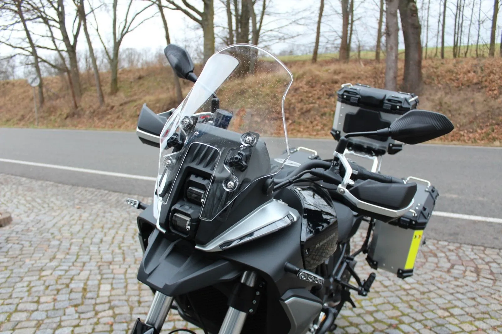 QJ Motor SRT 700 SX