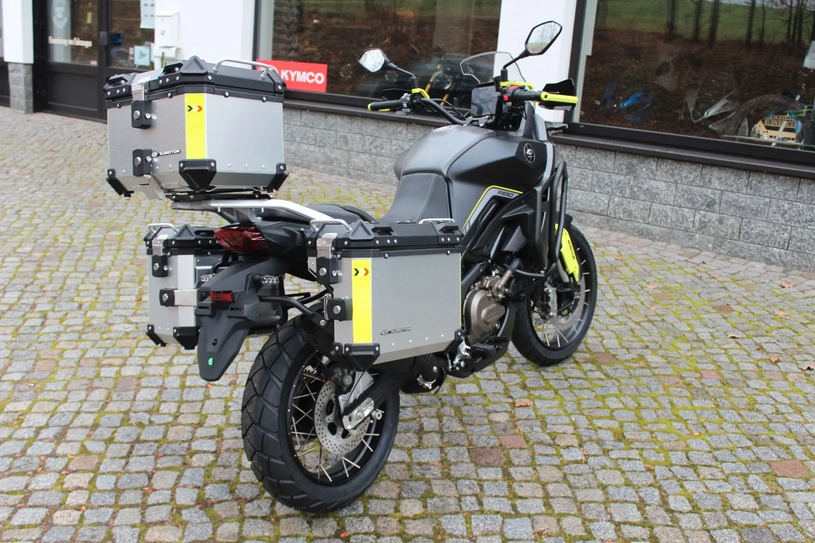QJ Motor SRT 700 SX