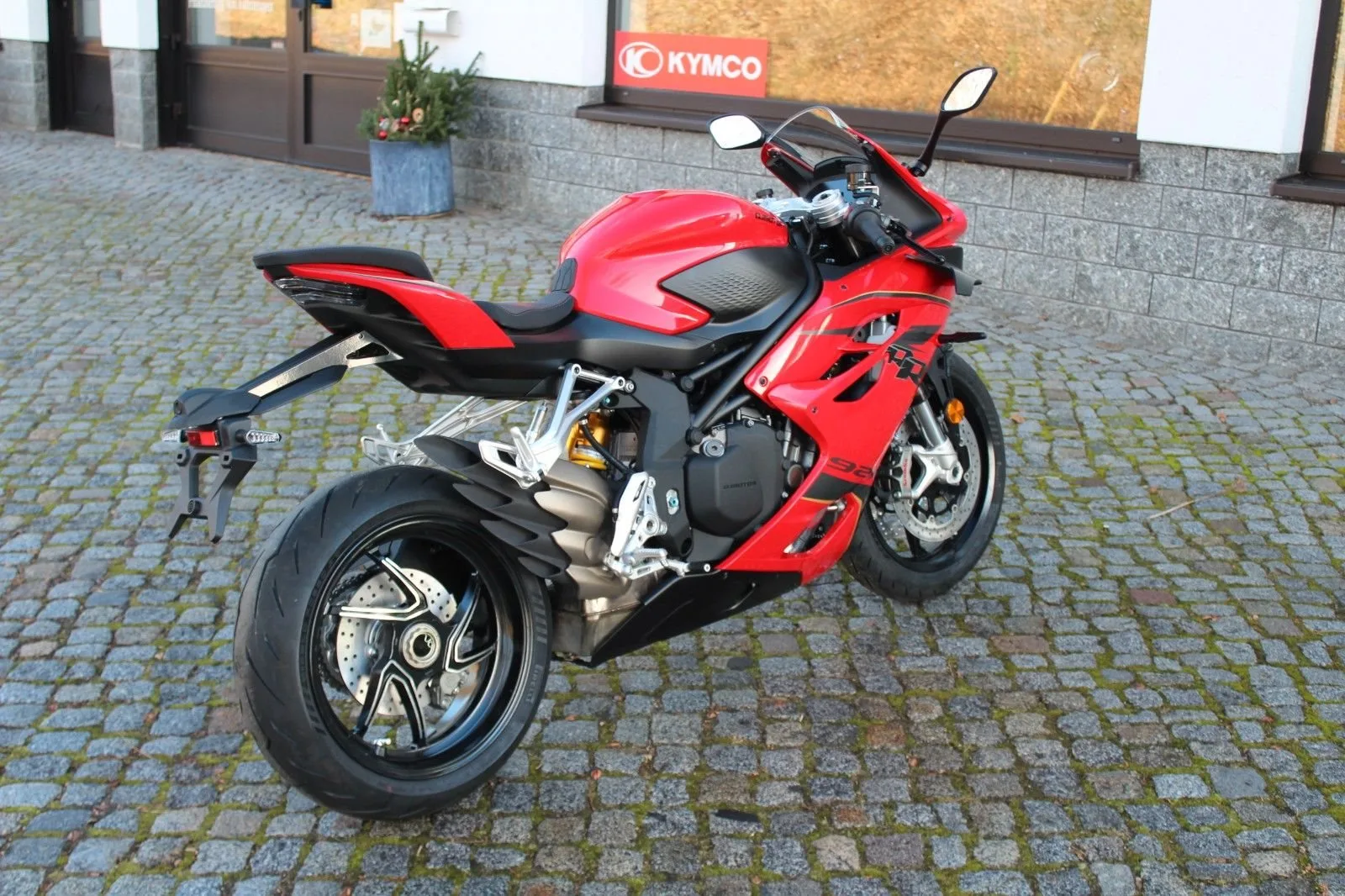 QJ Motor SRK 921 RR