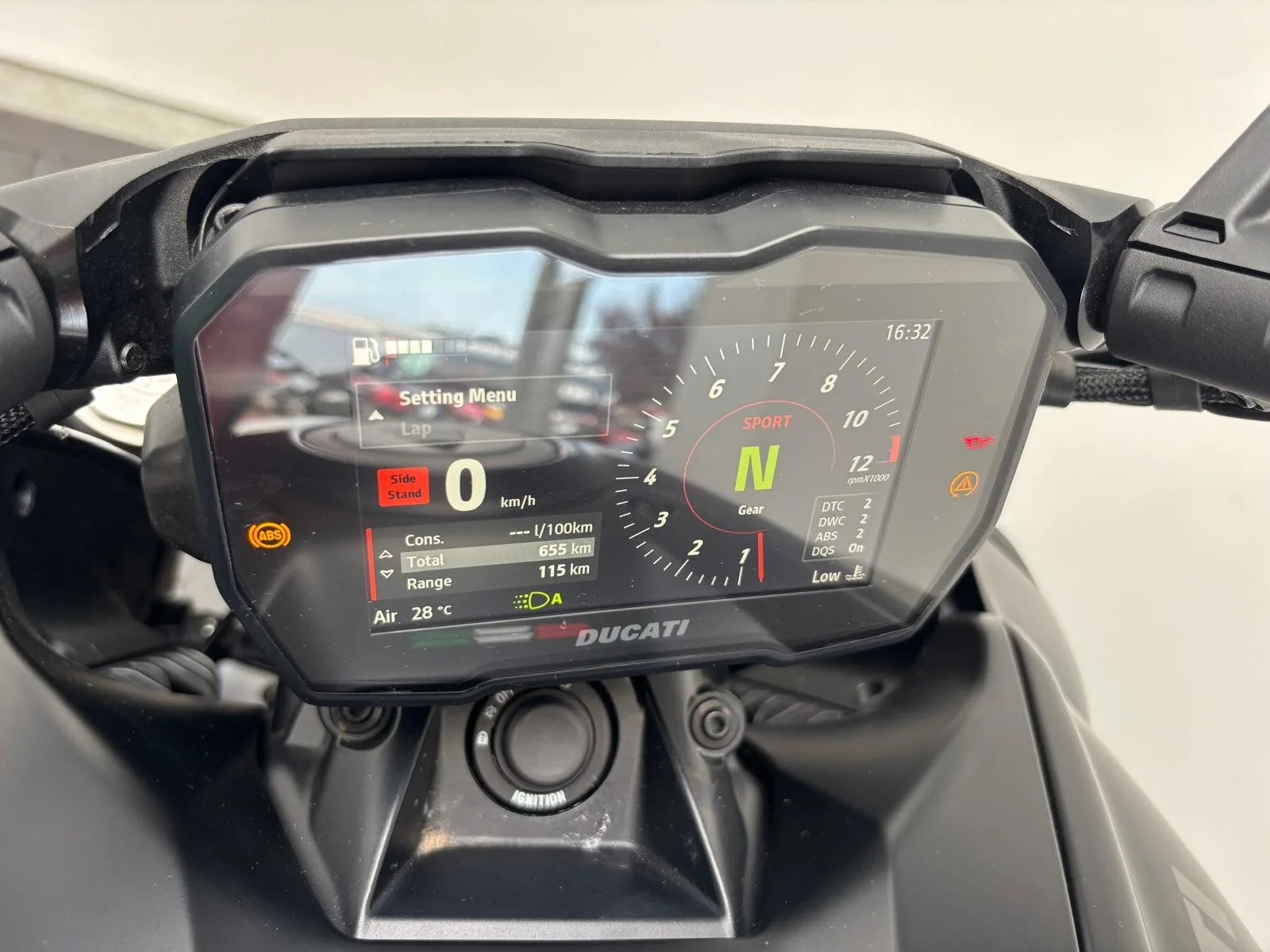 Ducati Diavel V4
