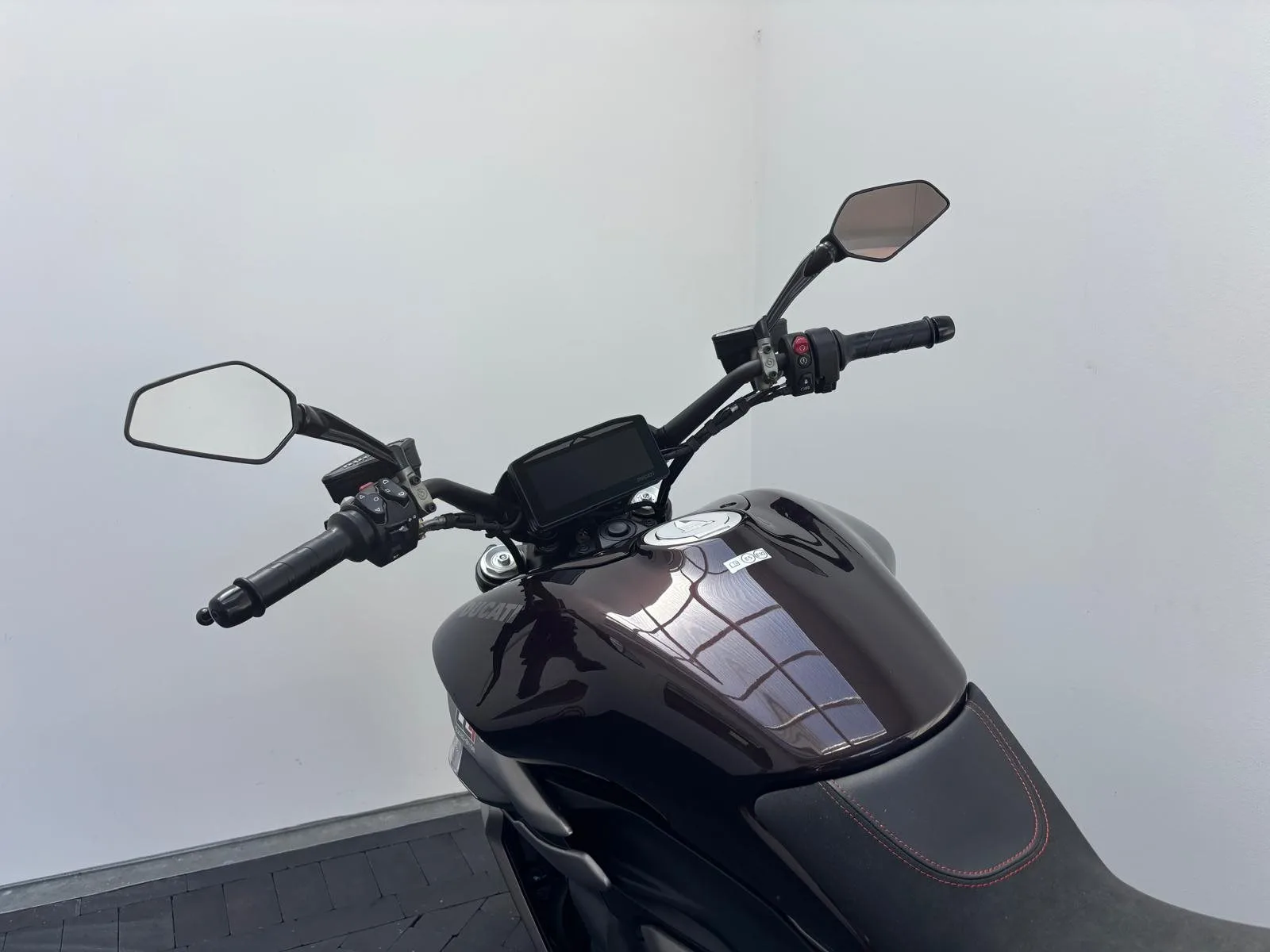 Ducati XDiavel V4