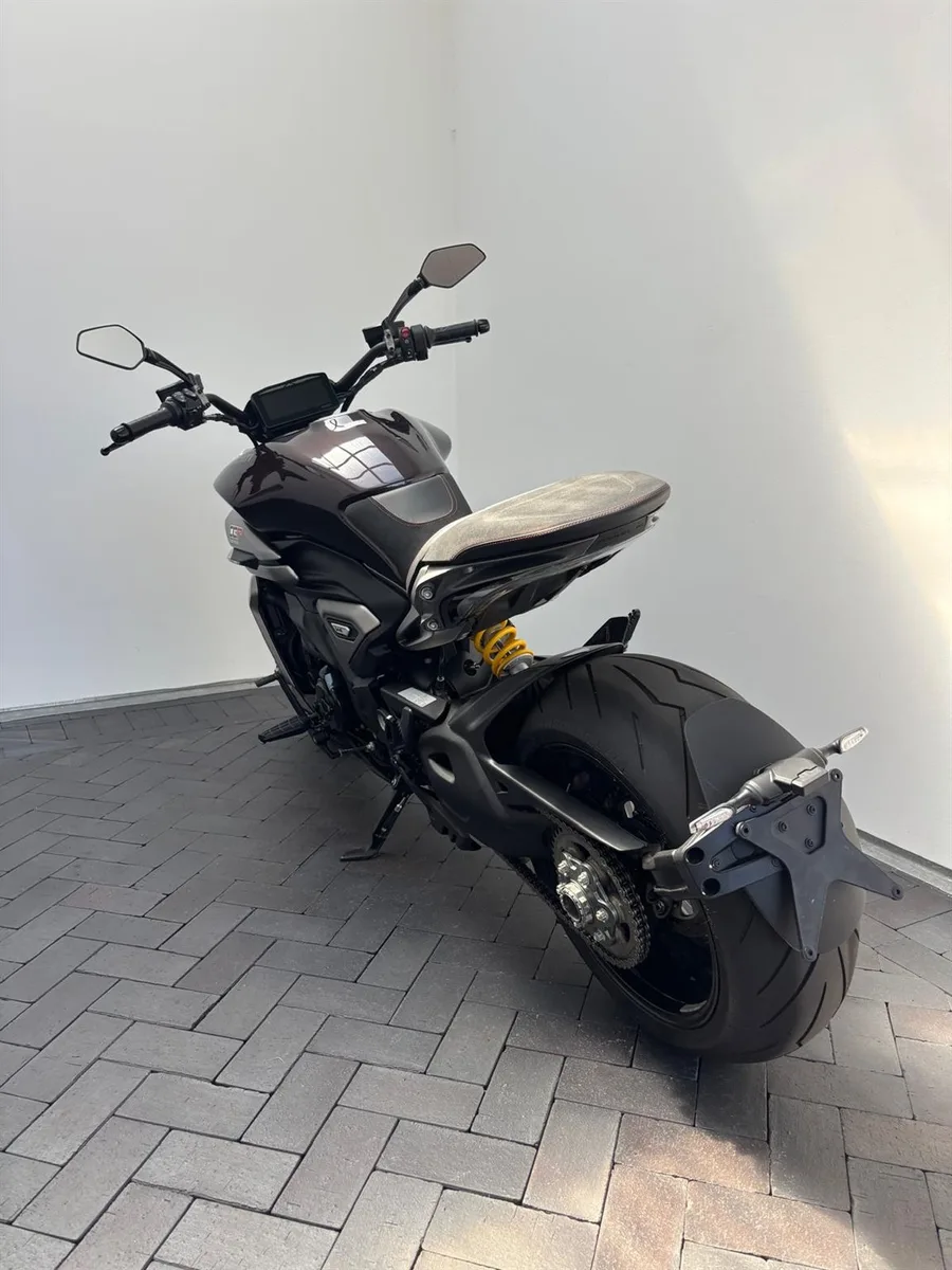Ducati XDiavel V4
